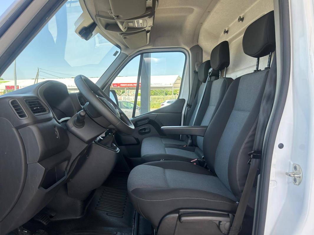 Renault Master FOURGON FGN TRAC F3500 L2H2 BLUE DCI 135 CONFORT