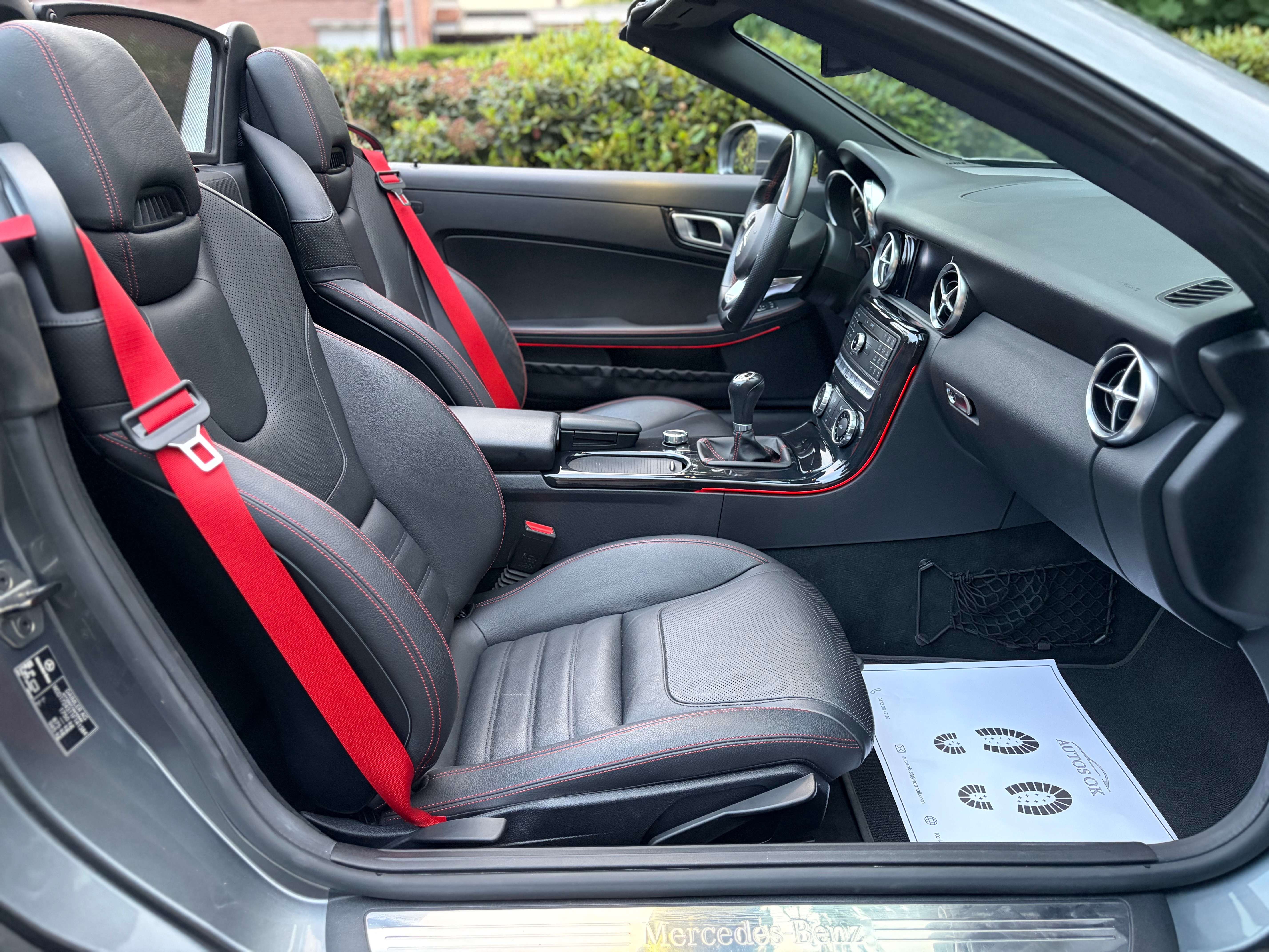 Mercedes-Benz SLC 180 Pack Amg Cabrio Pano dak ### 58000 Km ###