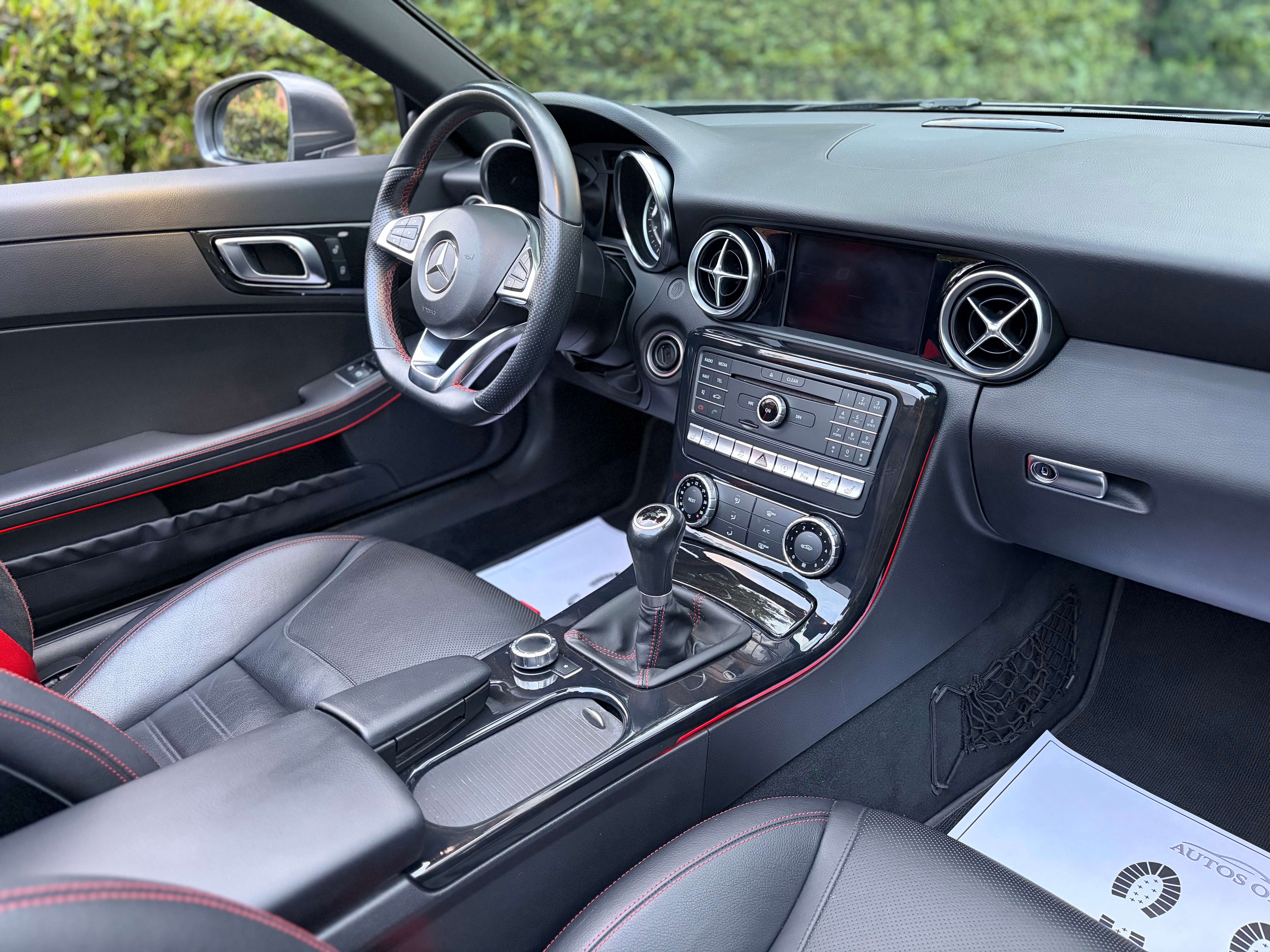 Mercedes-Benz SLC 180 Pack Amg Cabrio Pano dak ### 58000 Km ###