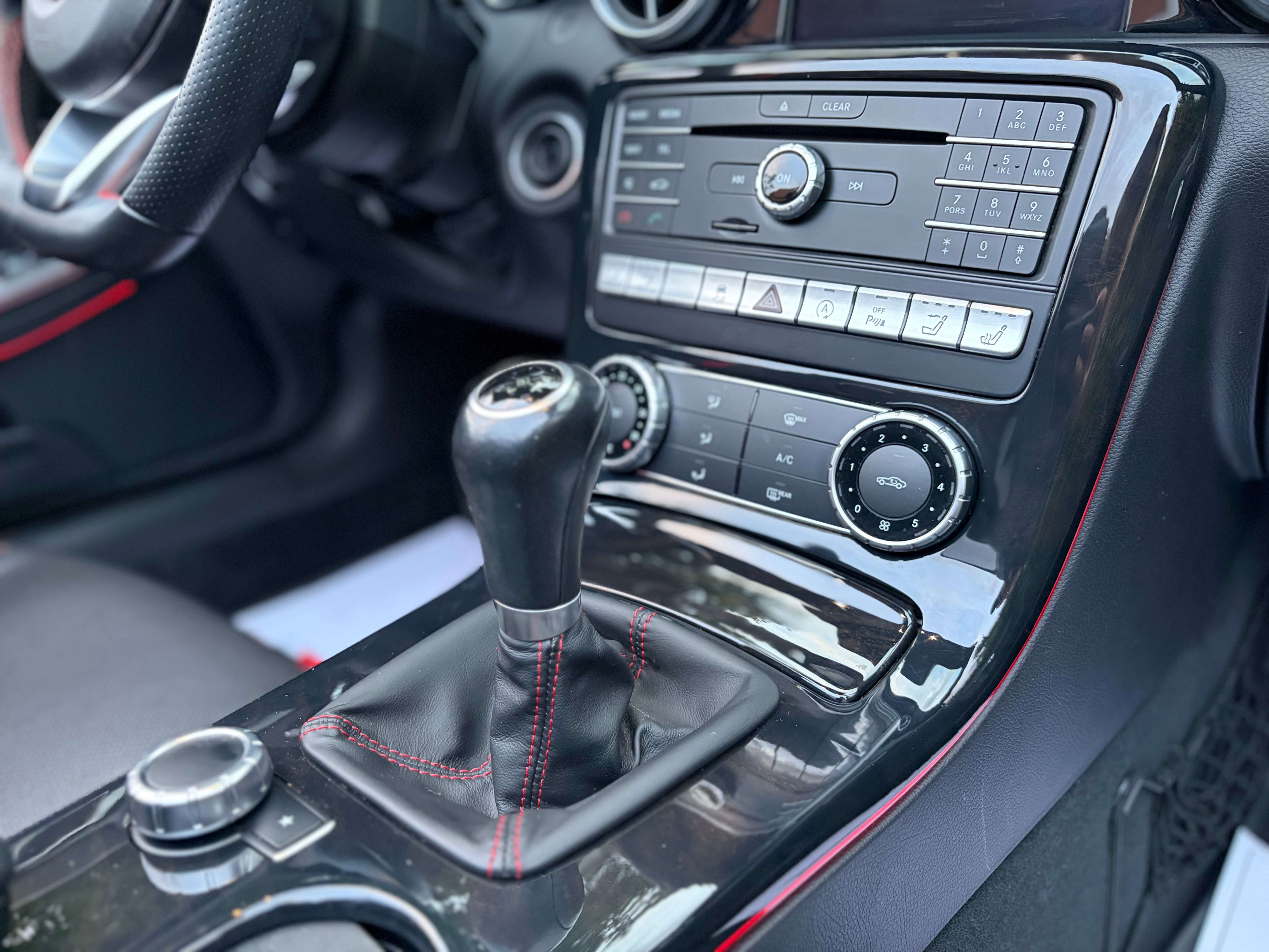Mercedes-Benz SLC 180 Pack Amg Cabrio Pano dak ### 58000 Km ###