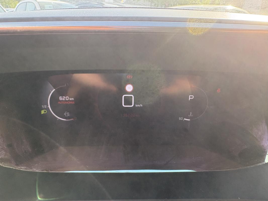 Peugeot 2008 BLUEHDI 130CV ROAD TRIP BOITE AUTOMATIQUE