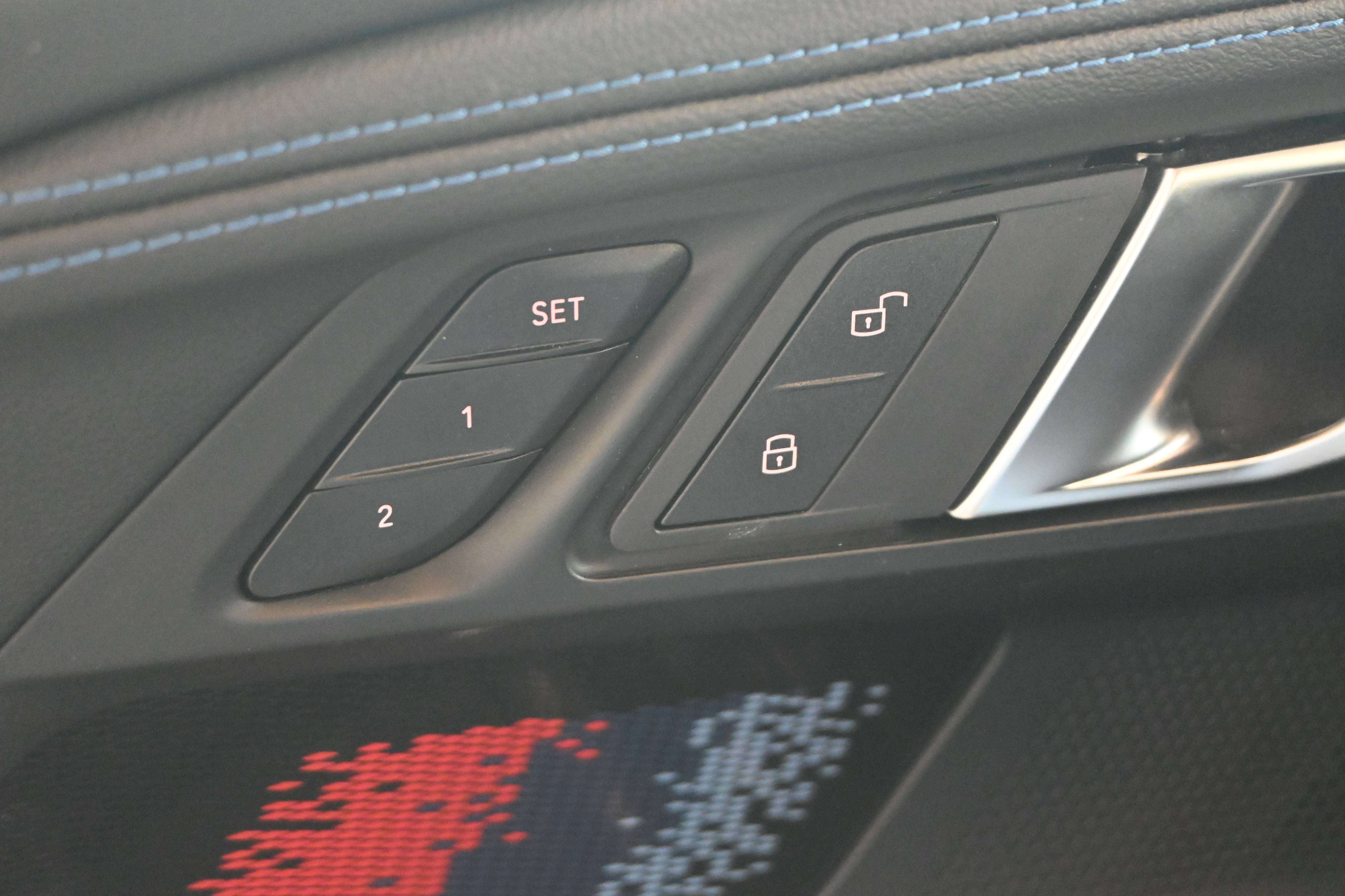 BMW M2 3.0i Coupé **LED/LEDER/CAM/H&K/CARBON/CC/MEMORY**