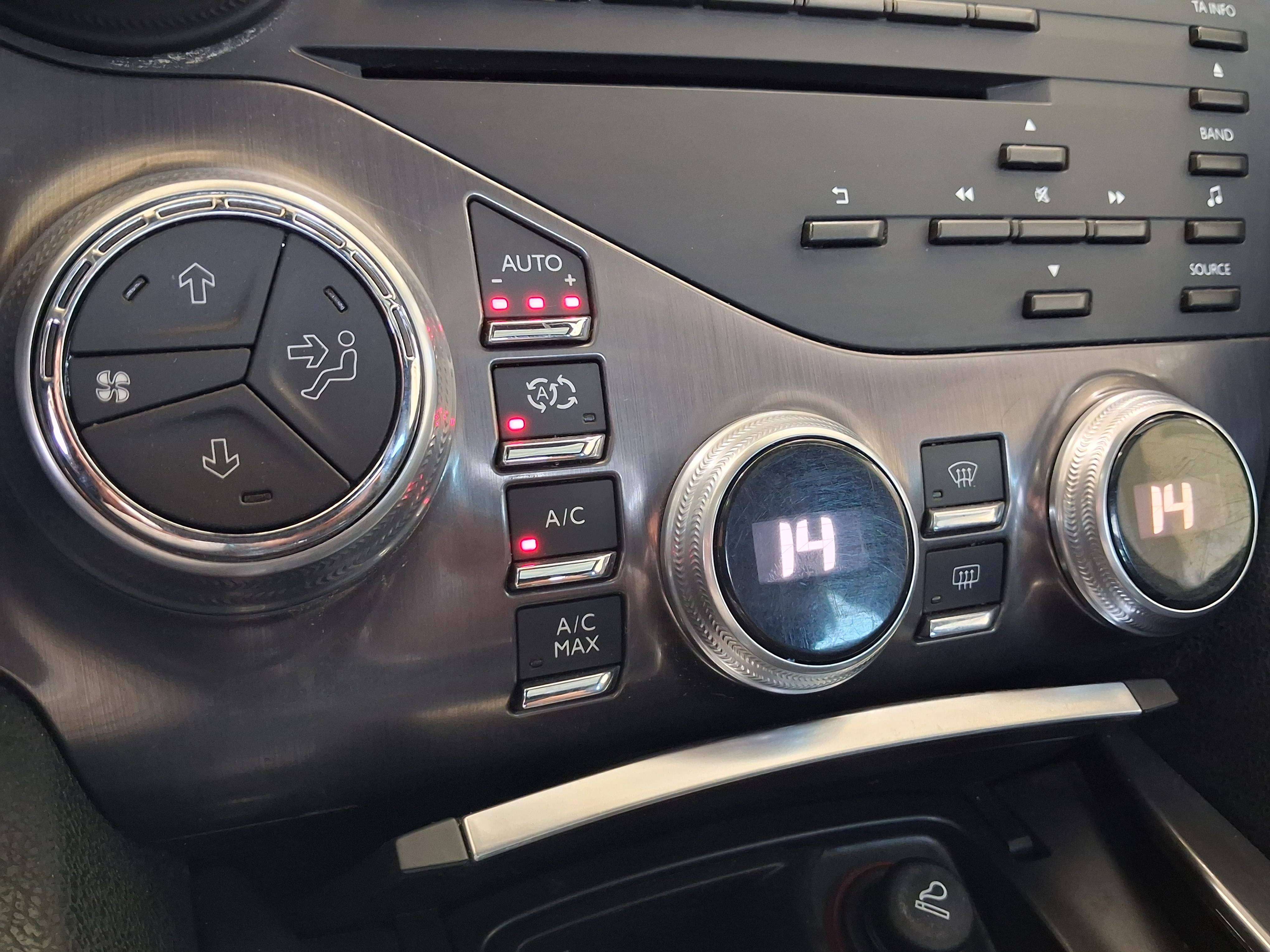 Citroen DS5 DS5 1.6 BlueHDi So Chic/FULL CARNET/GARANTIE