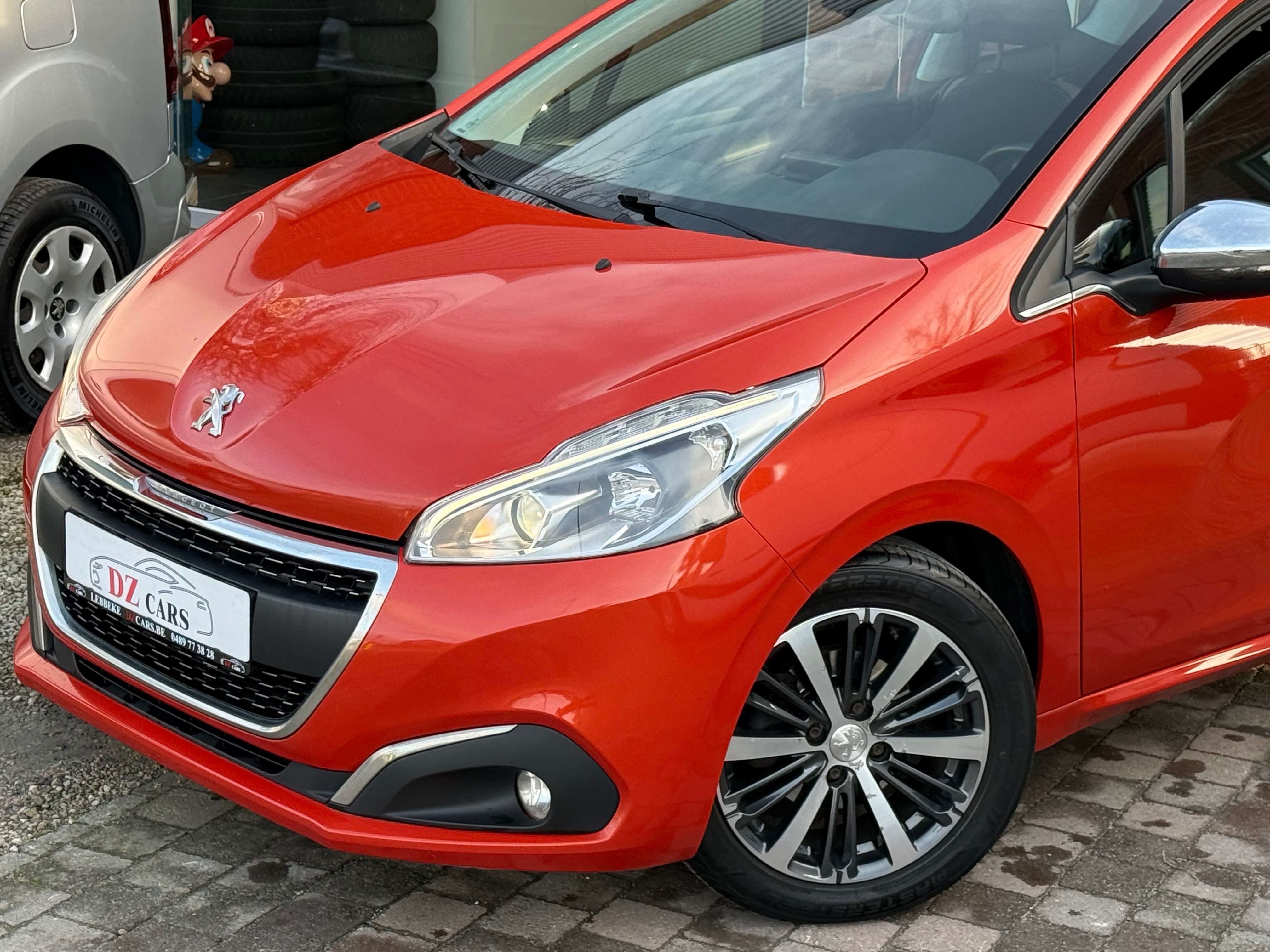 Peugeot 208 1.6HDI 99PK |✅NAVI | APPLE CARPLAY | LED | USB |