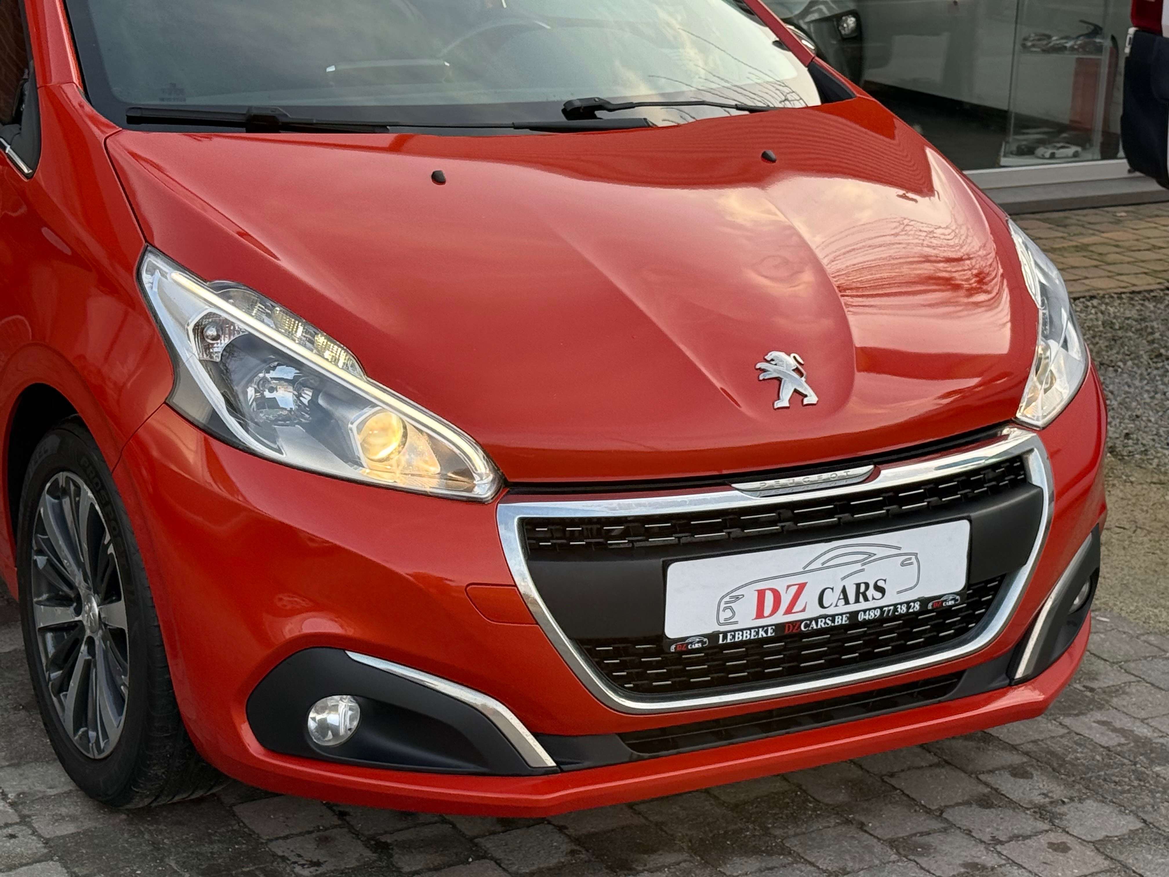 Peugeot 208 1.6HDI 99PK |✅NAVI | APPLE CARPLAY | LED | USB |