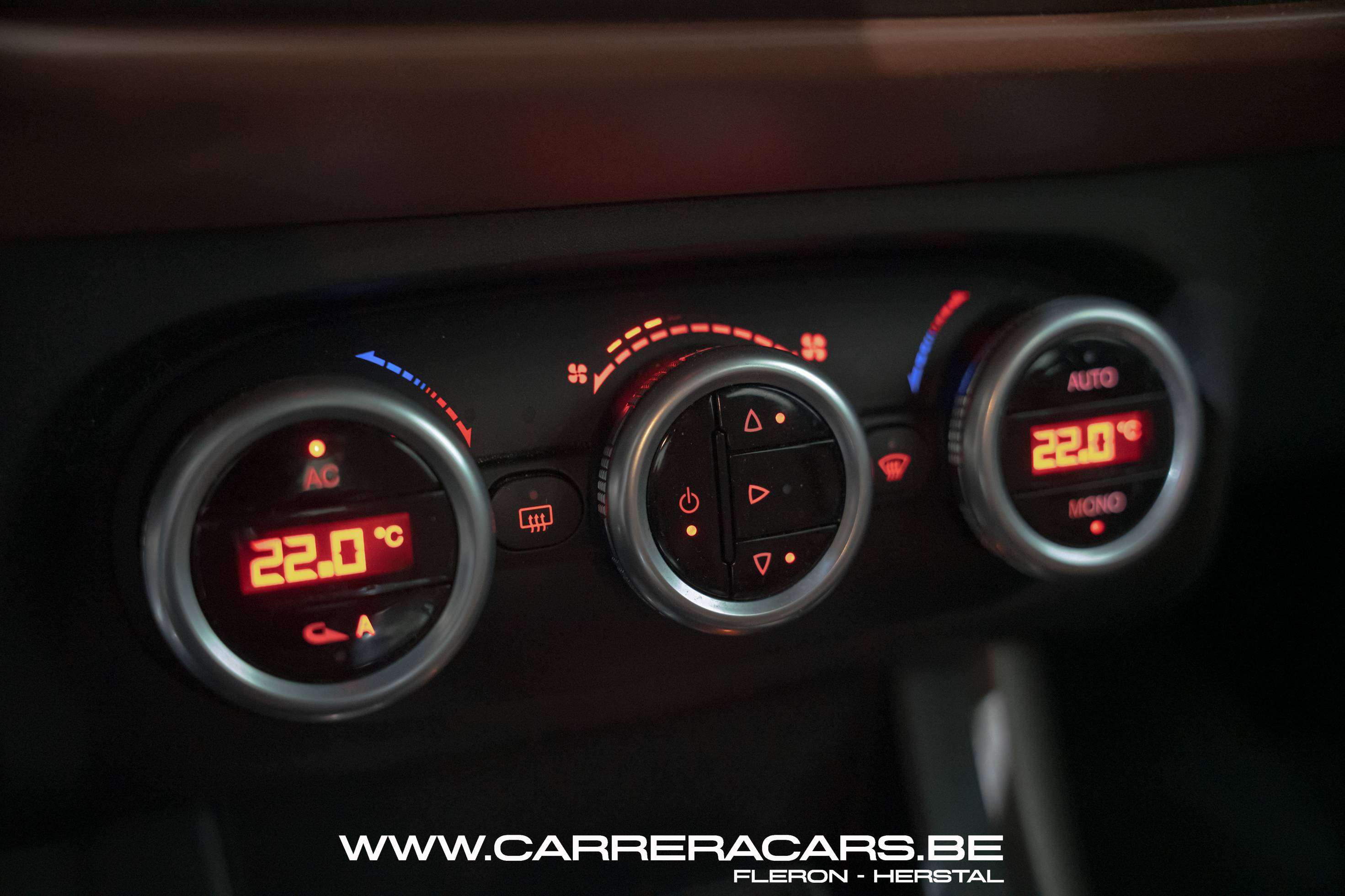 Alfa Romeo Giulietta 1.6JTDm Progression*|PDC*CUIR*NAVI*CRUISE*GARANTIE
