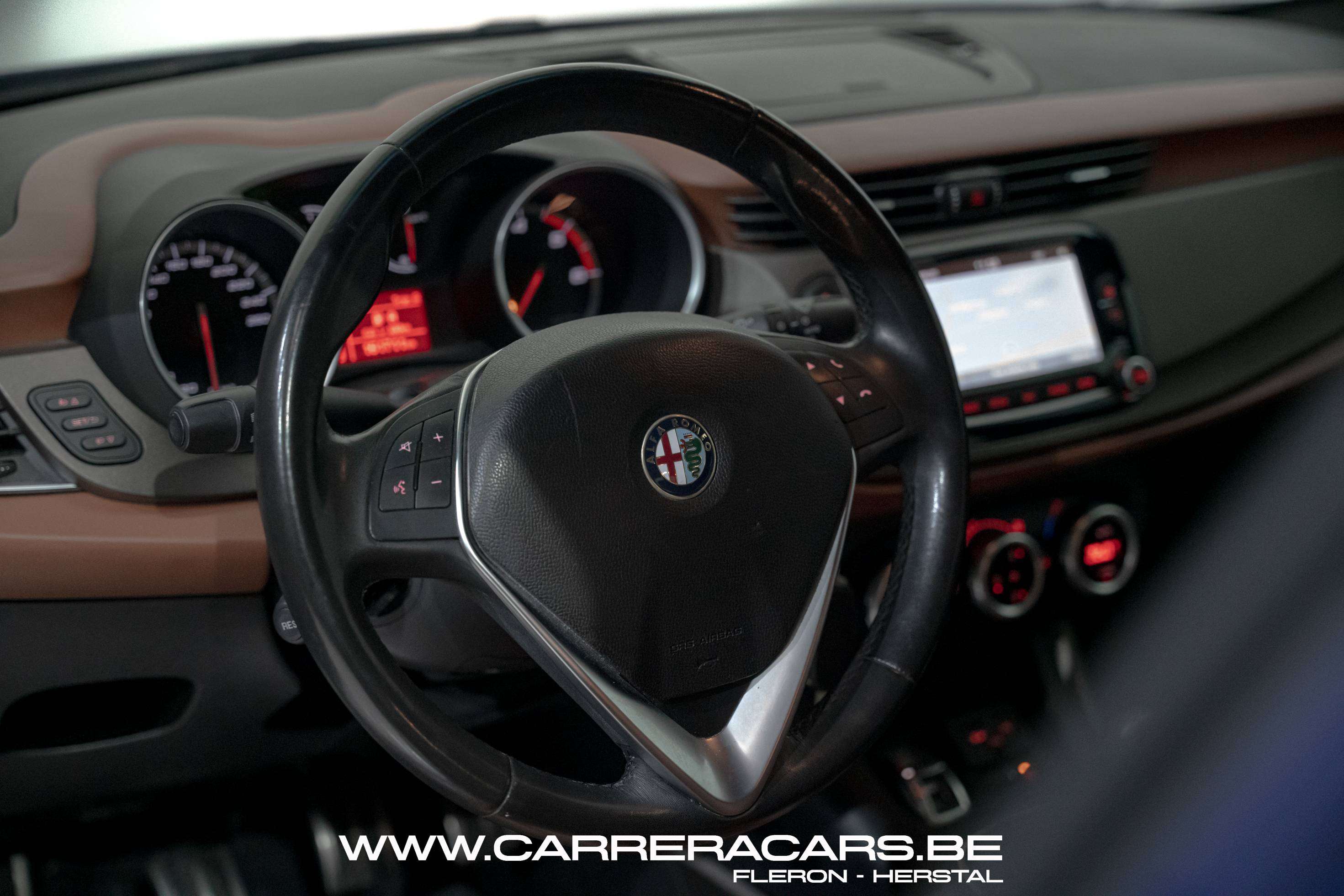 Alfa Romeo Giulietta 1.6JTDm Progression*|PDC*CUIR*NAVI*CRUISE*GARANTIE