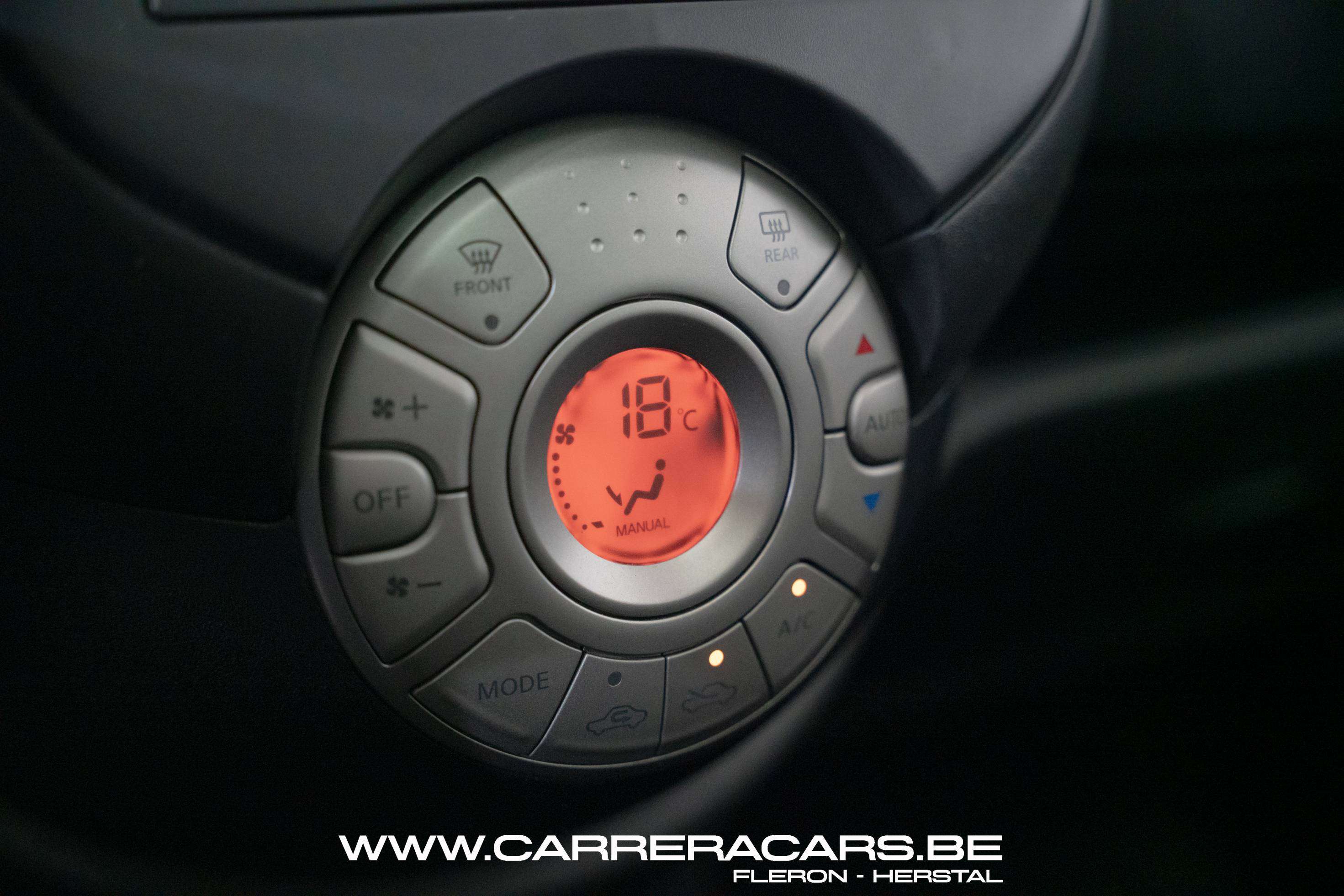Nissan Micra 1.2i ELLE*|PDC*TOIT OUVRANT*CRUISE*NAVI*CLIMA*|