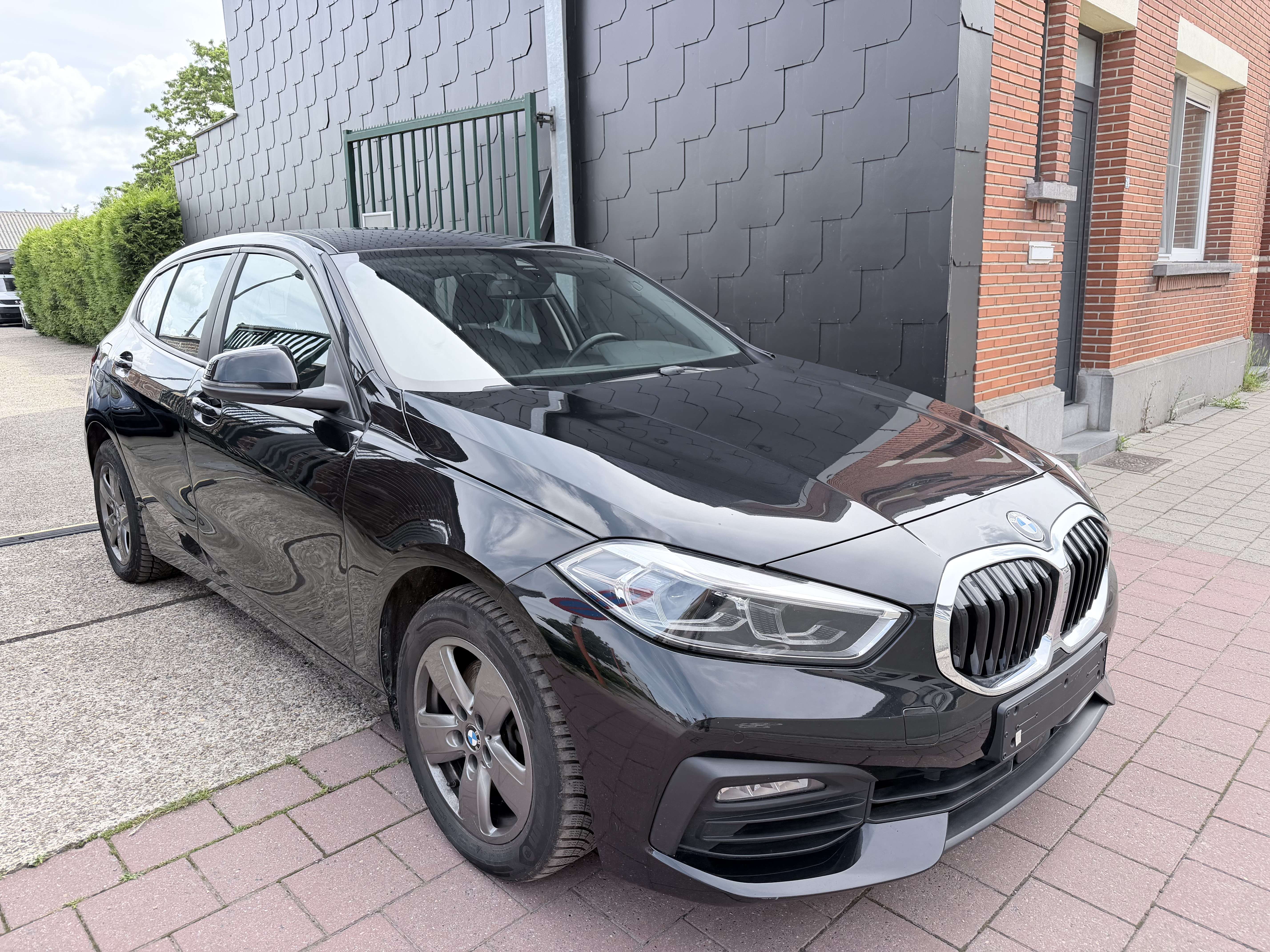 BMW 118 dA Edition Automaat | Apple CarPlay | Camera | Cruise
