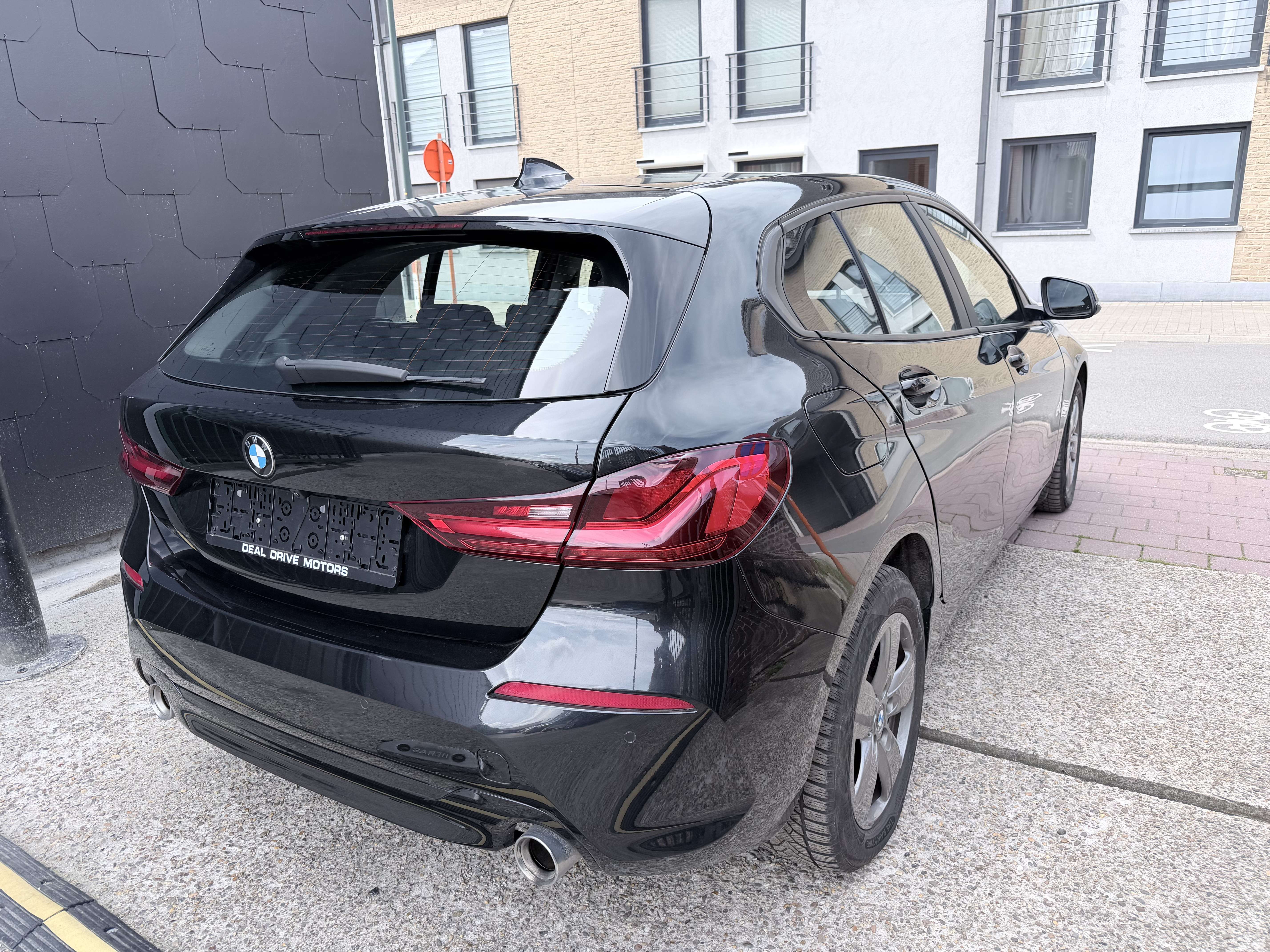 BMW 118 dA Edition Automaat | Apple CarPlay | Camera | Cruise
