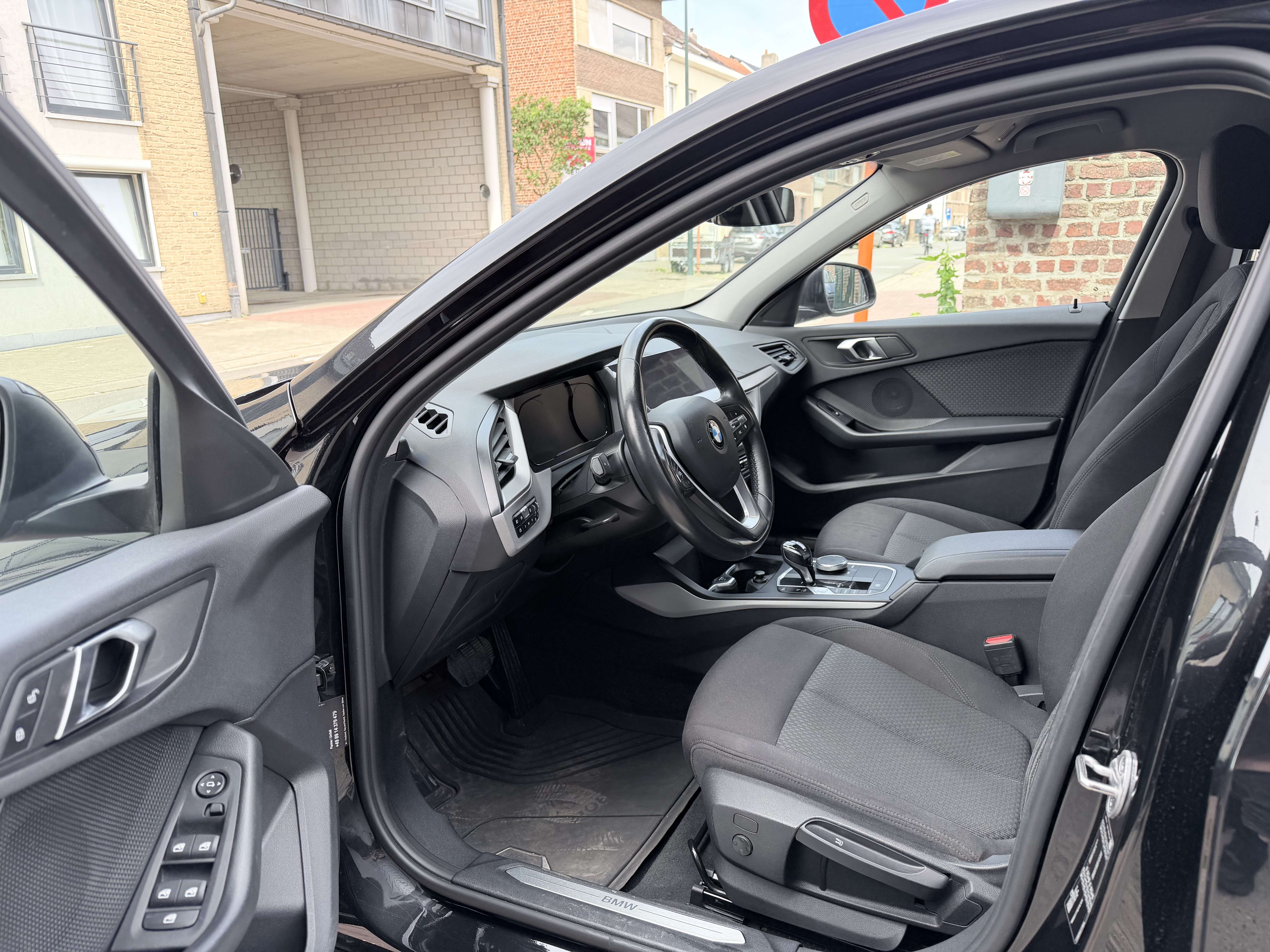 BMW 118 dA Edition Automaat | Apple CarPlay | Camera | Cruise