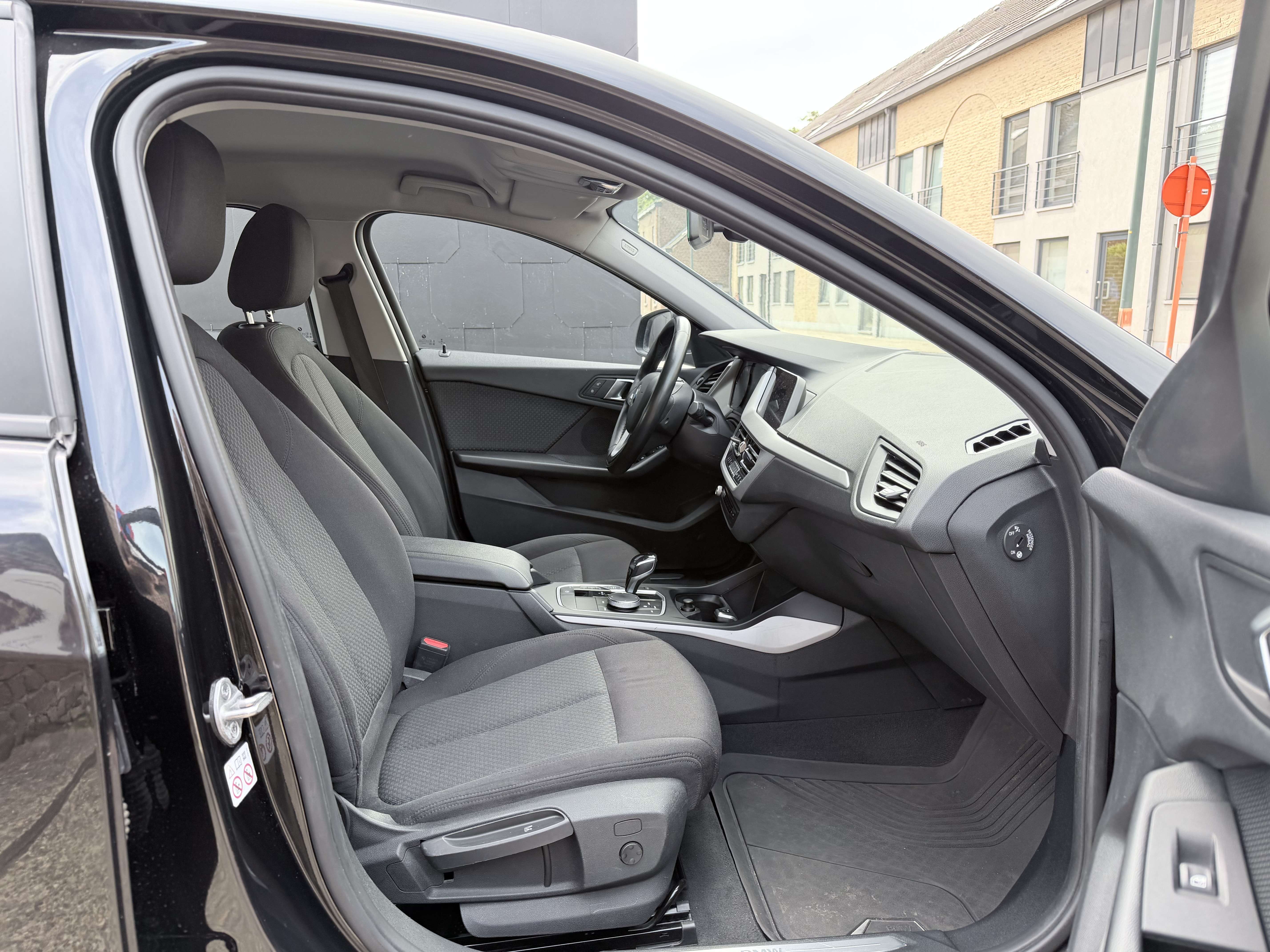BMW 118 dA Edition Automaat | Apple CarPlay | Camera | Cruise