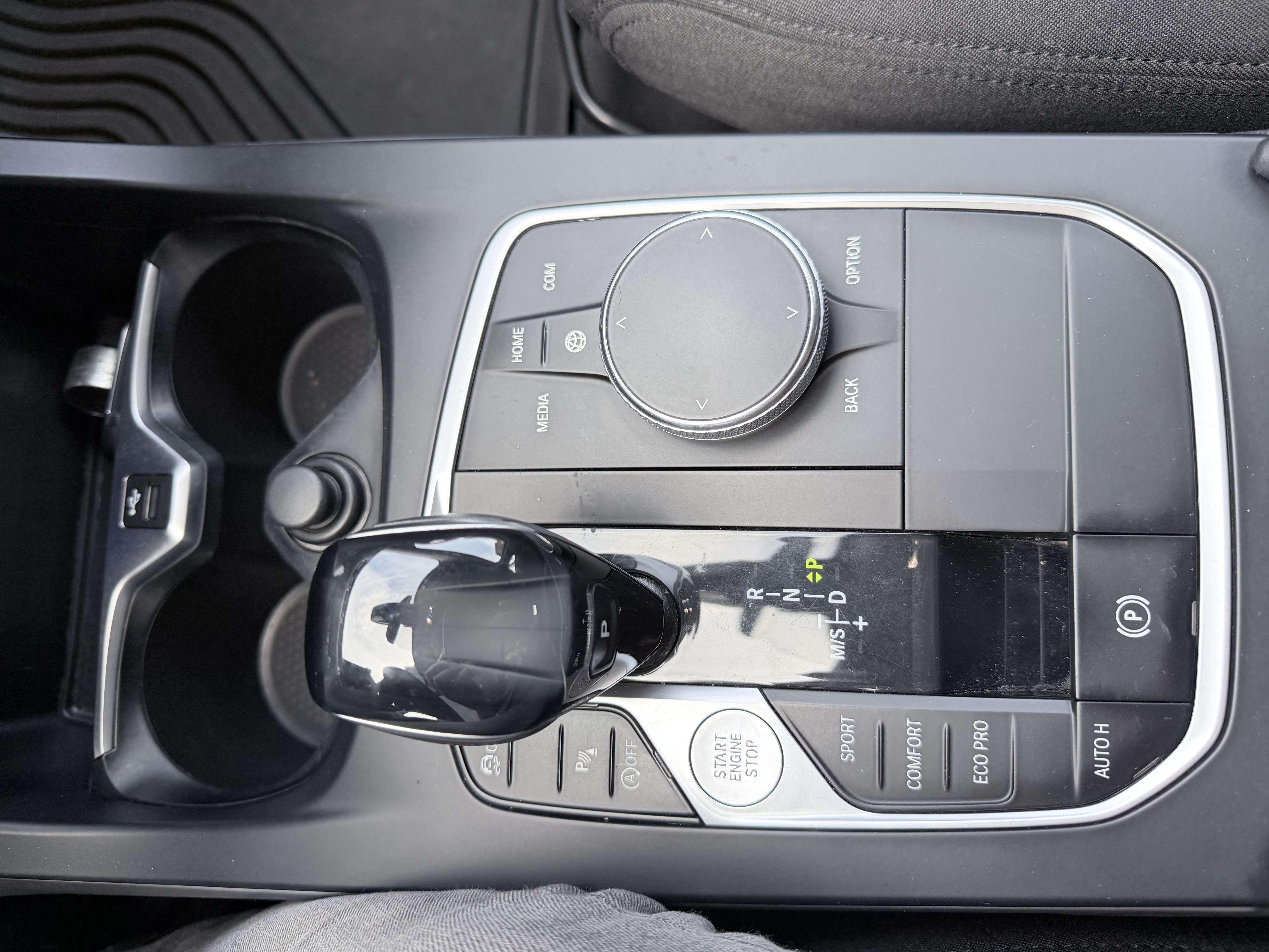 BMW 118 dA Edition Automaat | Apple CarPlay | Camera | Cruise