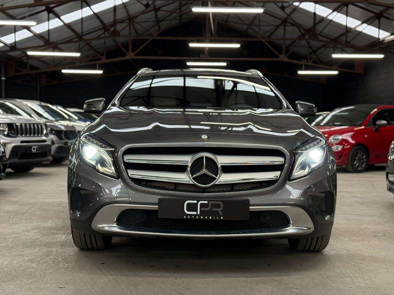 Mercedes-Benz GLA 200 i * AUTOMATIQUE * GPS * CUIR * LED * RADAR * BT
