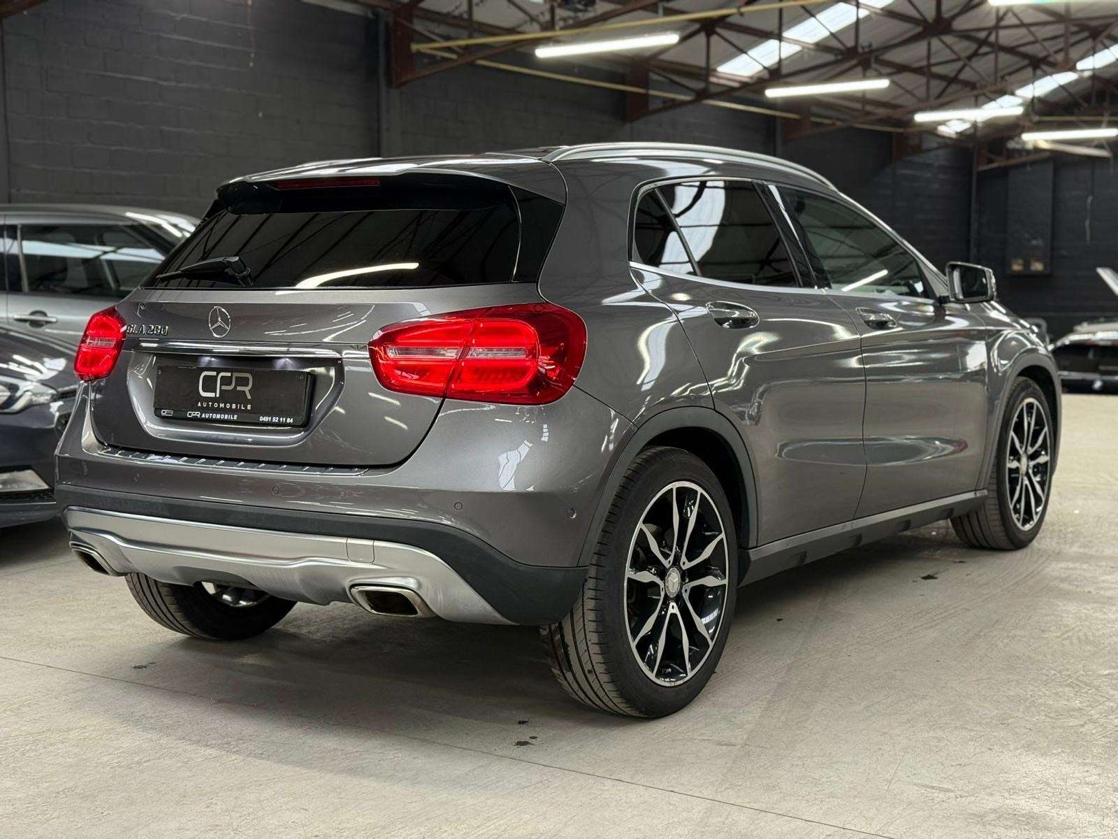 Mercedes-Benz GLA 200 i * AUTOMATIQUE * GPS * CUIR * LED * RADAR * BT