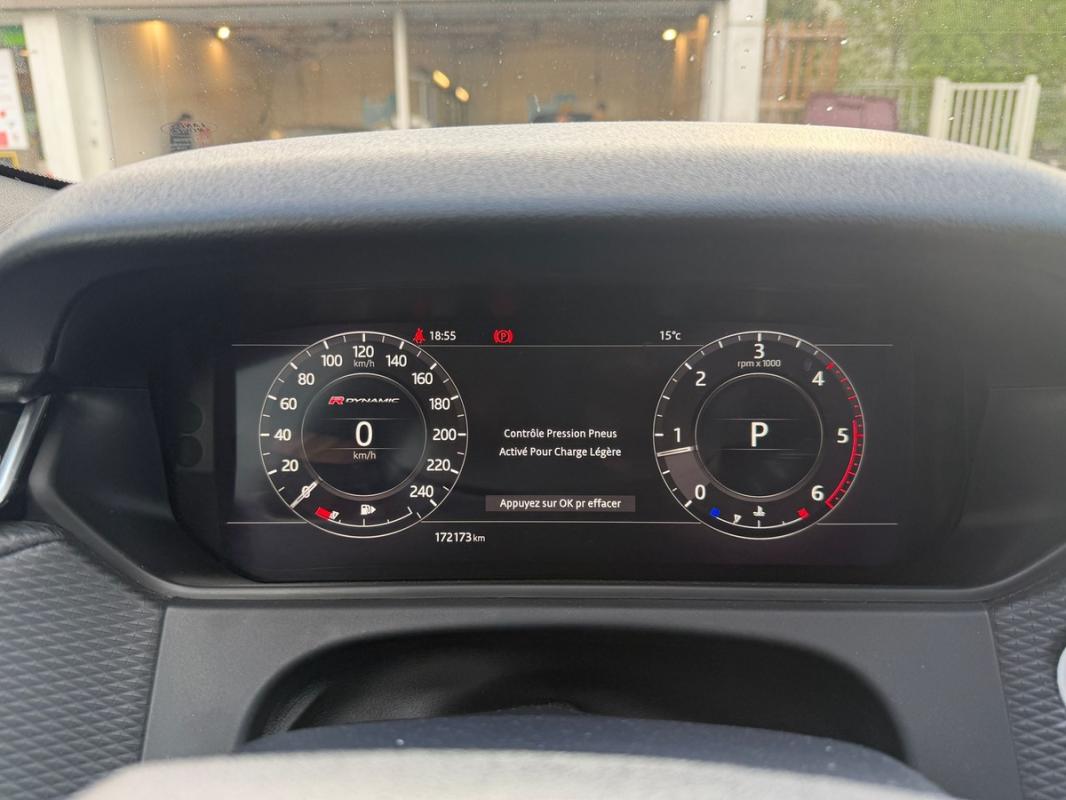 Land Rover Range Rover Velar RR 2.0 TD4 R-Dynamic SUIVI FACTURE CHAINE DE DISTRIB NEUVE GPS PAIMENT 4 OU 10 FOIS