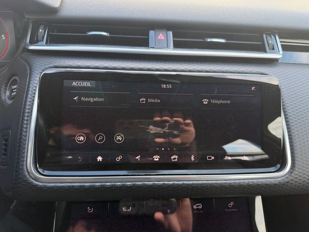 Land Rover Range Rover Velar RR 2.0 TD4 R-Dynamic SUIVI FACTURE CHAINE DE DISTRIB NEUVE GPS PAIMENT 4 OU 10 FOIS