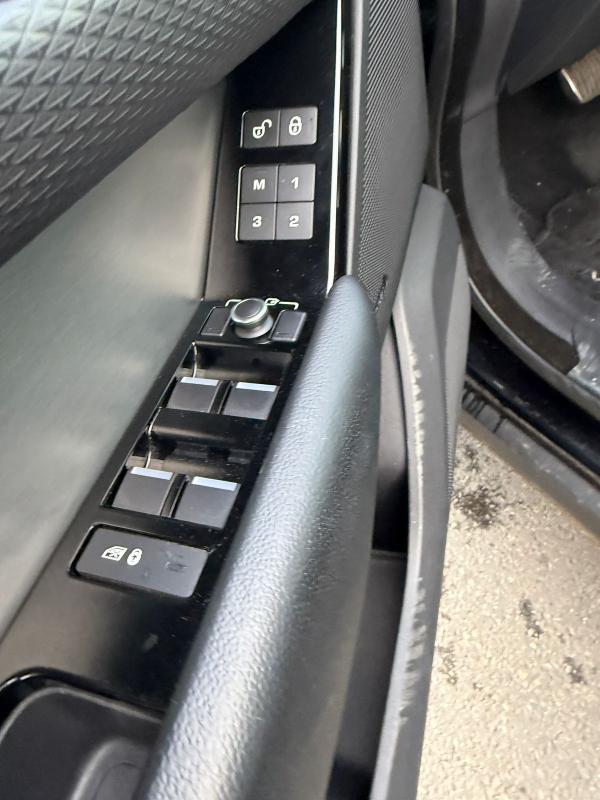 Land Rover Range Rover Velar RR 2.0 TD4 R-Dynamic SUIVI FACTURE CHAINE DE DISTRIB NEUVE GPS PAIMENT 4 OU 10 FOIS