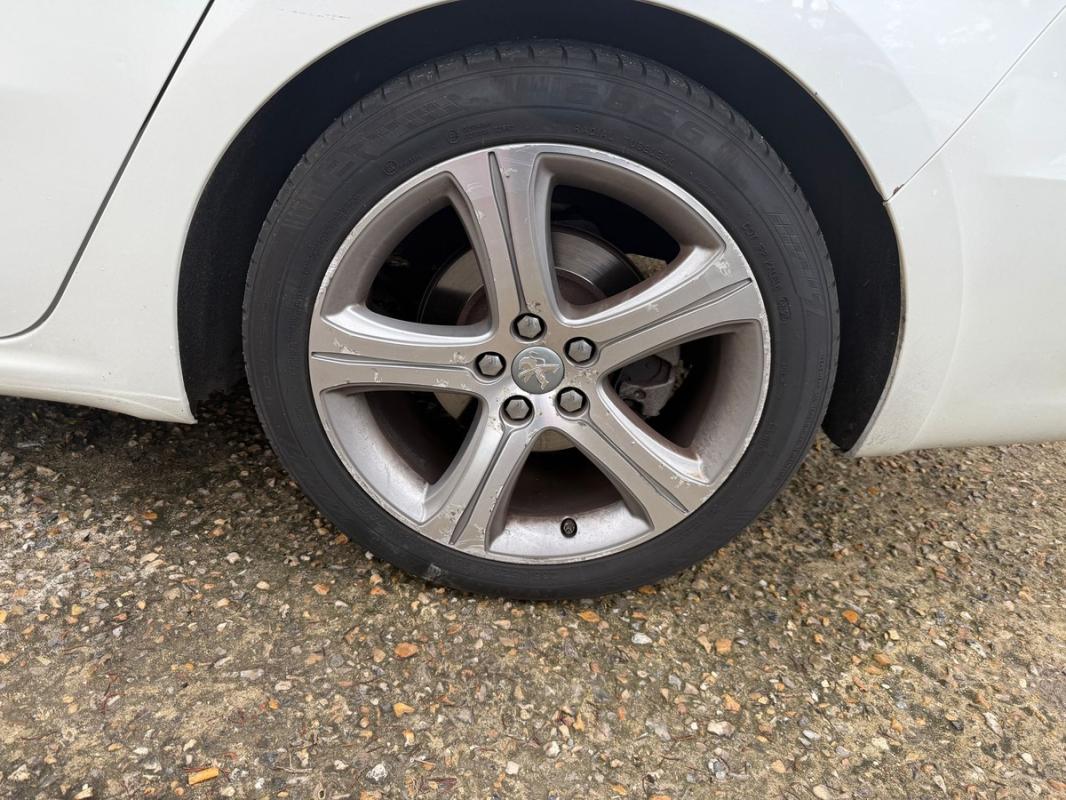 Peugeot 508 SW GT KIT DISTRIBUTION NEUVE TOIT PANO GPS SIEGES CHAUFFANTS CUIR PAIEMENT 4 OU 10 FOIS