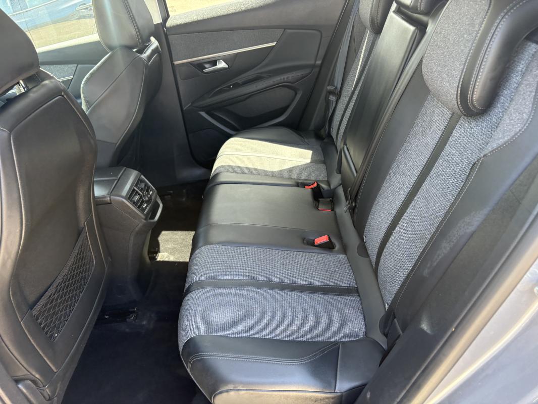 Peugeot 3008 BLUEHDI 130CV ALLURE BOITE AUTOMATIQUE