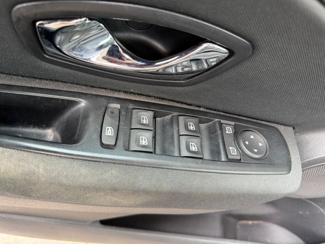 Renault Megane 1.5 DCI PHASE 2 SUIVI FACTURE REGULATEUR LIMITEUR DE VITESSE PAIEMENT 4 OU 10 FOIS