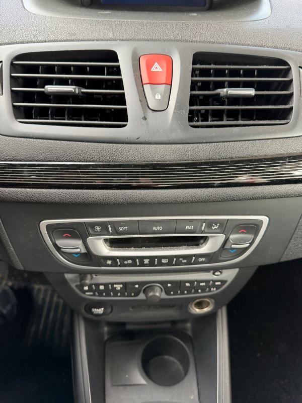 Renault Megane 1.5 DCI PHASE 2 SUIVI FACTURE REGULATEUR LIMITEUR DE VITESSE PAIEMENT 4 OU 10 FOIS