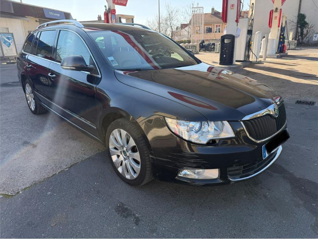 Skoda Superb 2.0 TDI BOITE AUTO SUIVI FACTURE GPS RADAR AVANT ARRIERE BLUETOOTH PAIEMENT 4 /10 FOIS