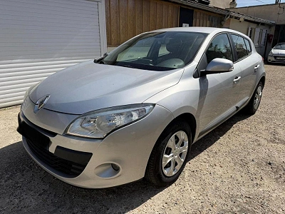 Renault Megane 1.5 DCI 110 GPS BLUETOOTH BOITE 6 PORT AUXILIAIRE REGULATEUR PAIEMENT 4 OU 10 FOIS