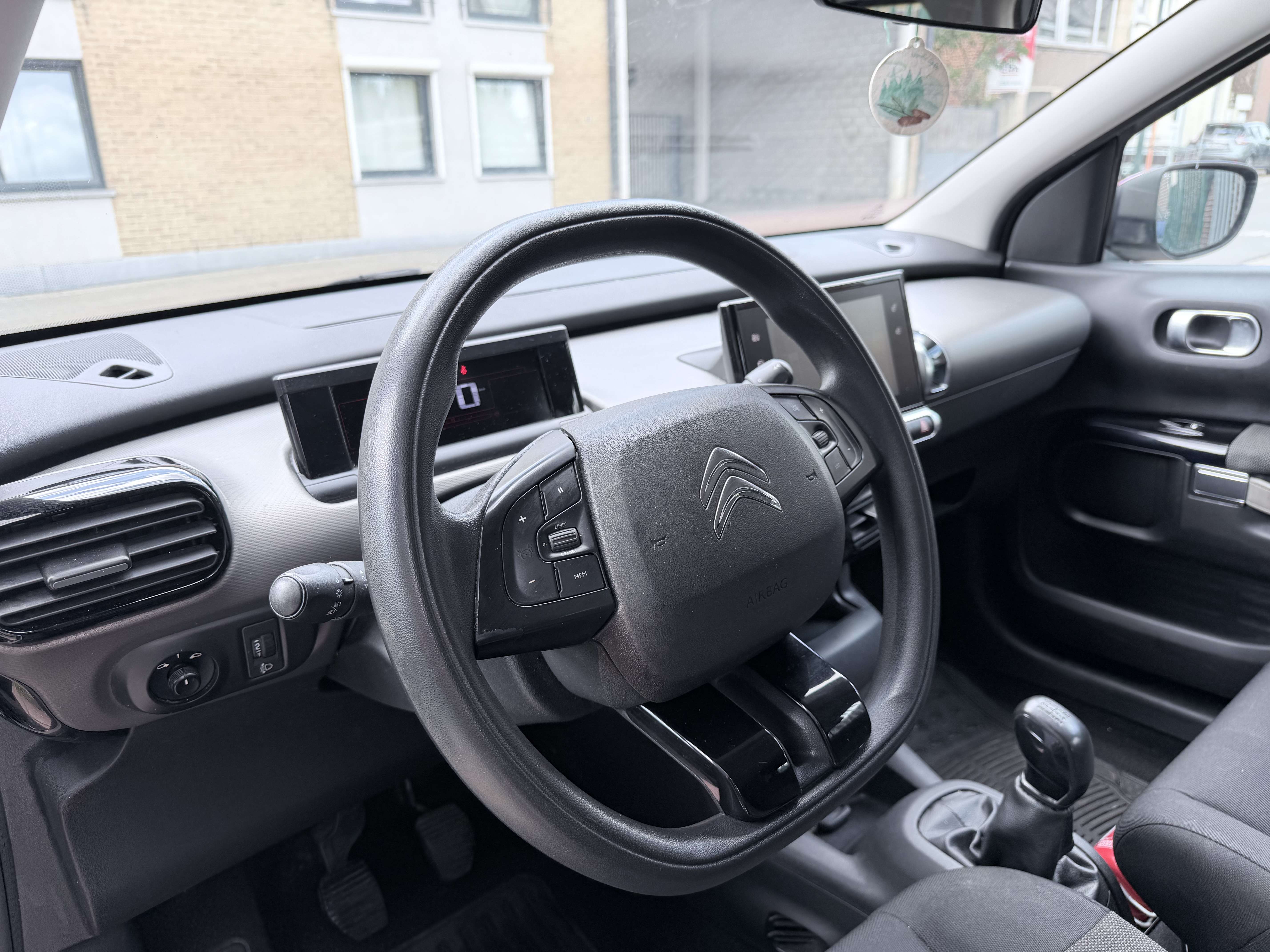 Citroen C4 Cactus 1.2 I EDITION