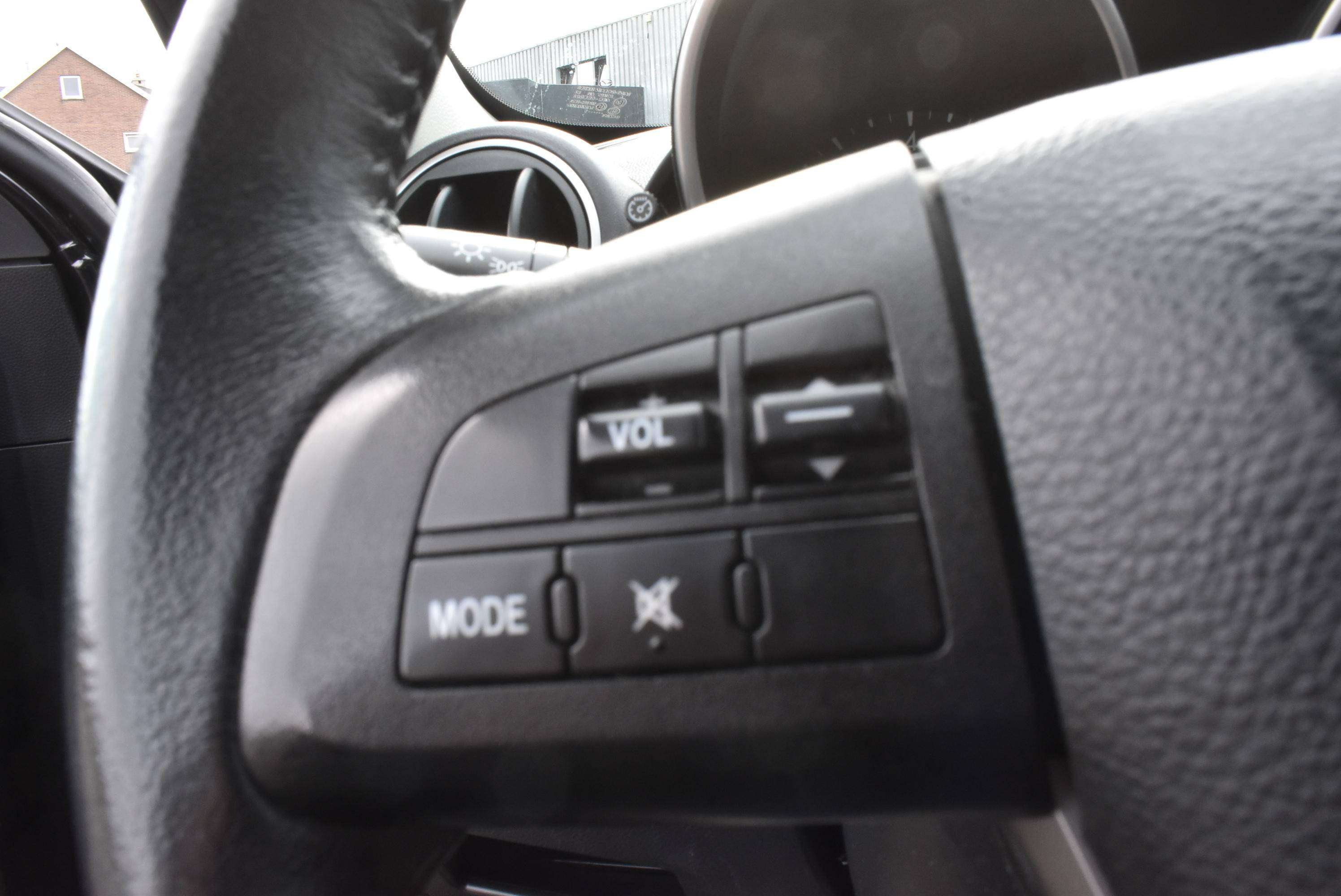 Mazda 3 1.6i Challenge Airco 63.000KM!! ***12M GARANTIE***