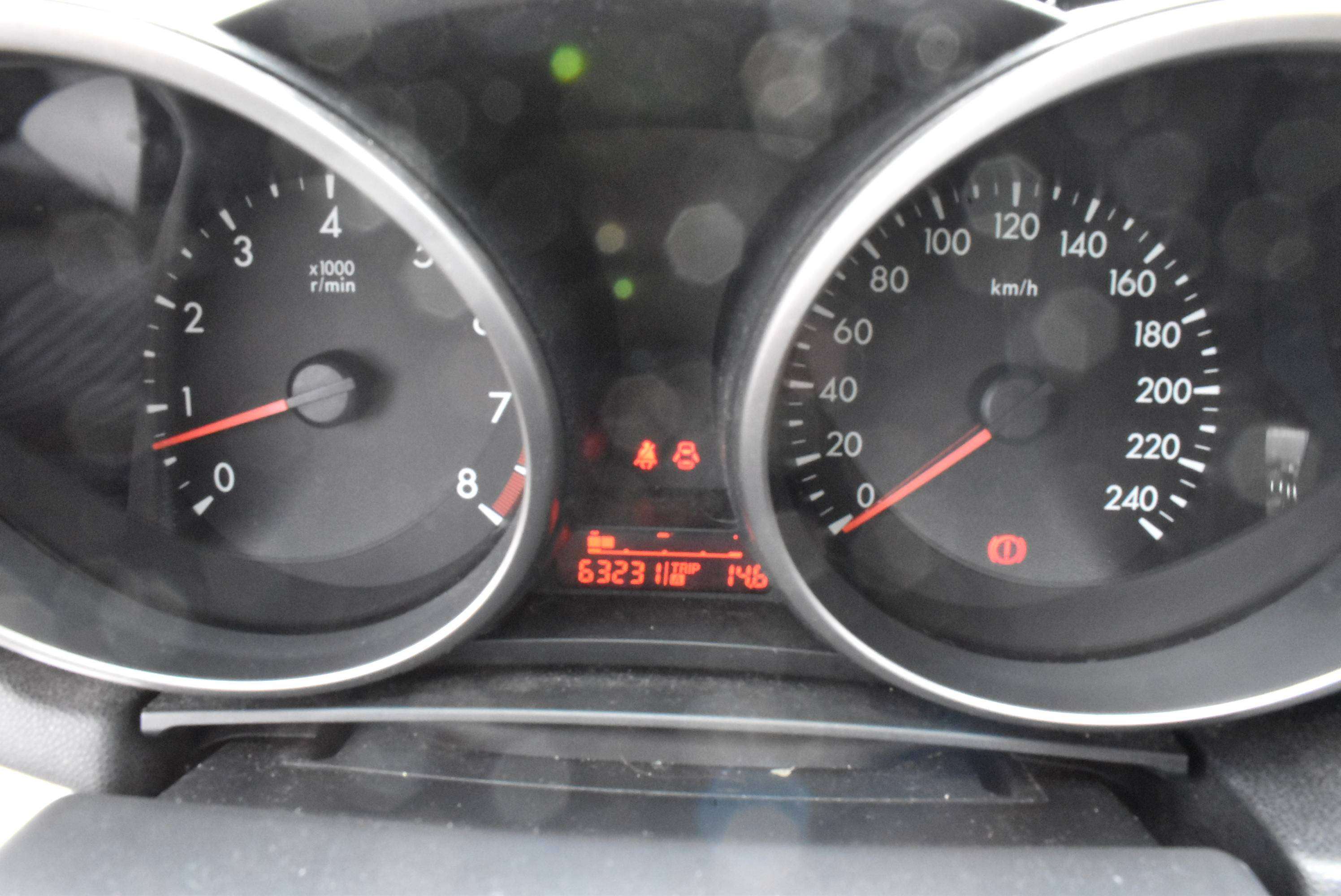 Mazda 3 1.6i Challenge Airco 63.000KM!! ***12M GARANTIE***