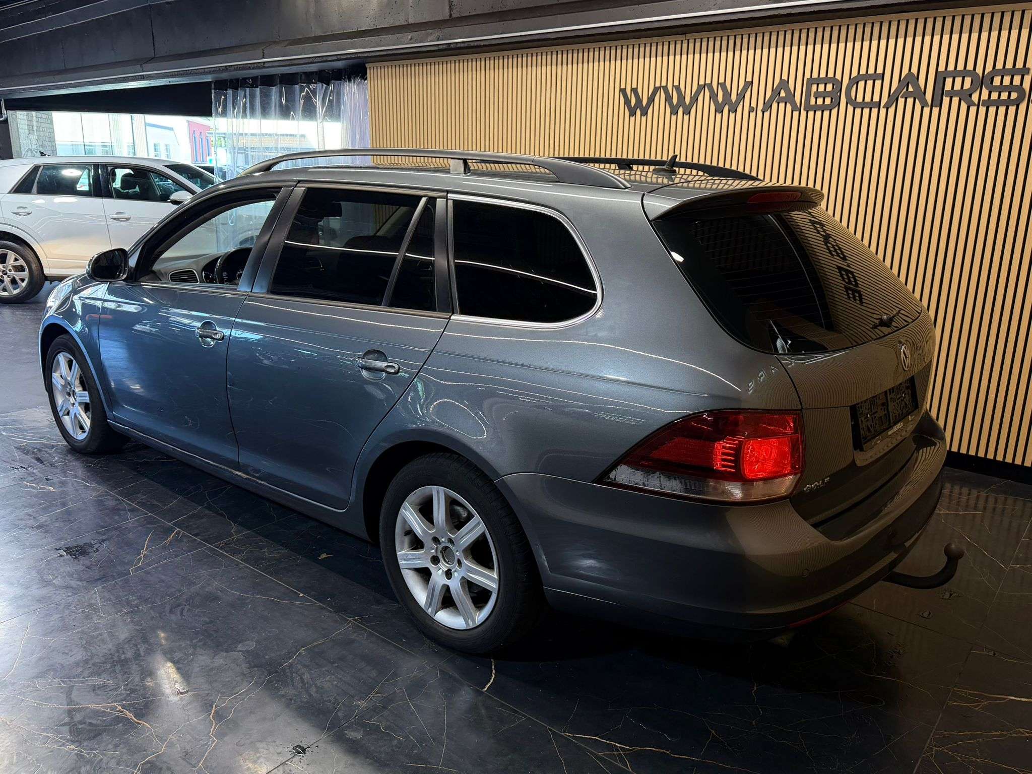 Volkswagen Golf SW 1.6 CR TDi Highline * TOIT PANO - OUVRANT *