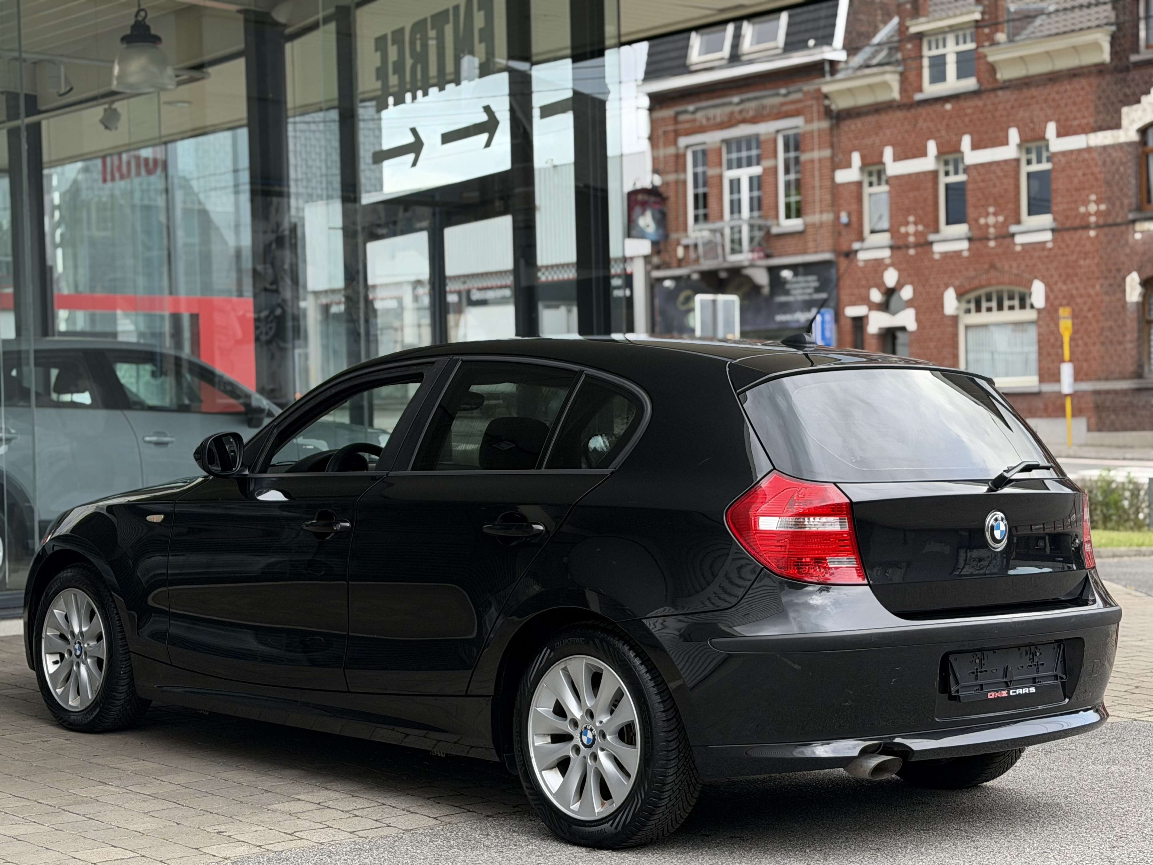 BMW 116 d 6vit. (85kw 115cv) CUIR-AIRCO-JA16P-AUX-1PROPR-GAR 12MOIS