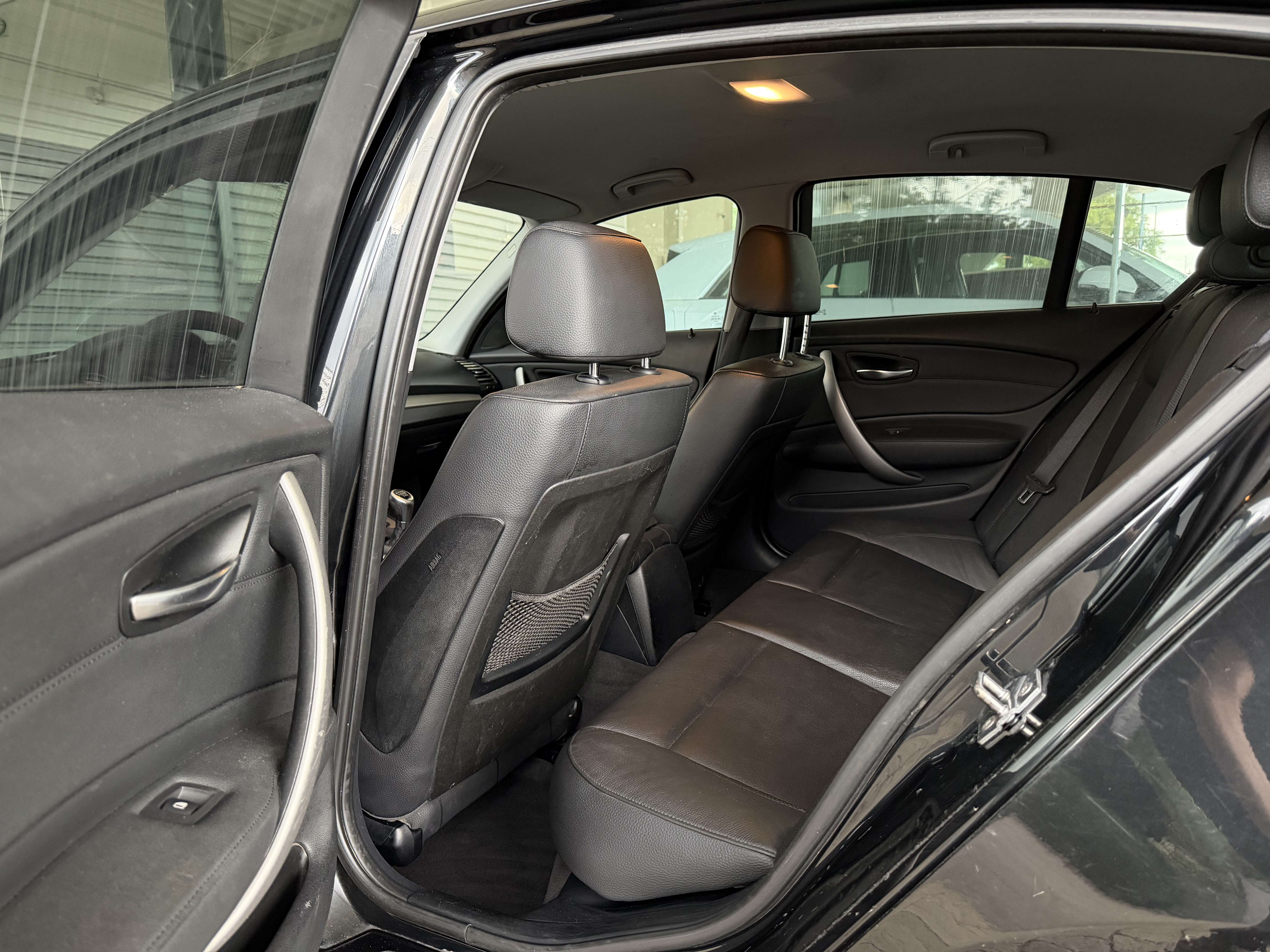 BMW 116 d 6vit. (85kw 115cv) CUIR-AIRCO-JA16P-AUX-1PROPR-GAR 12MOIS