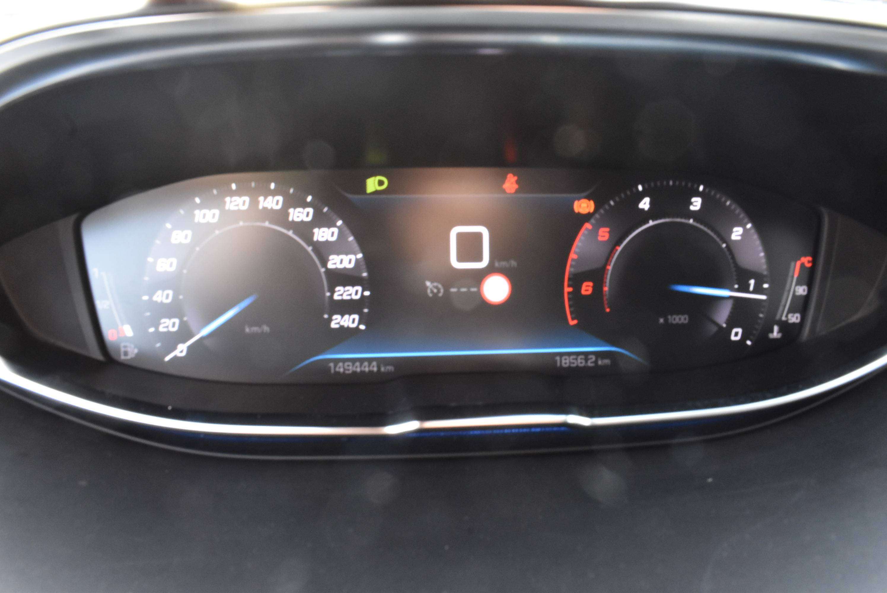 Peugeot 5008 1.5 BlueHDi Allure Pack 7PL/Airco/GPS/CarPlay ***12M GARANTIE***