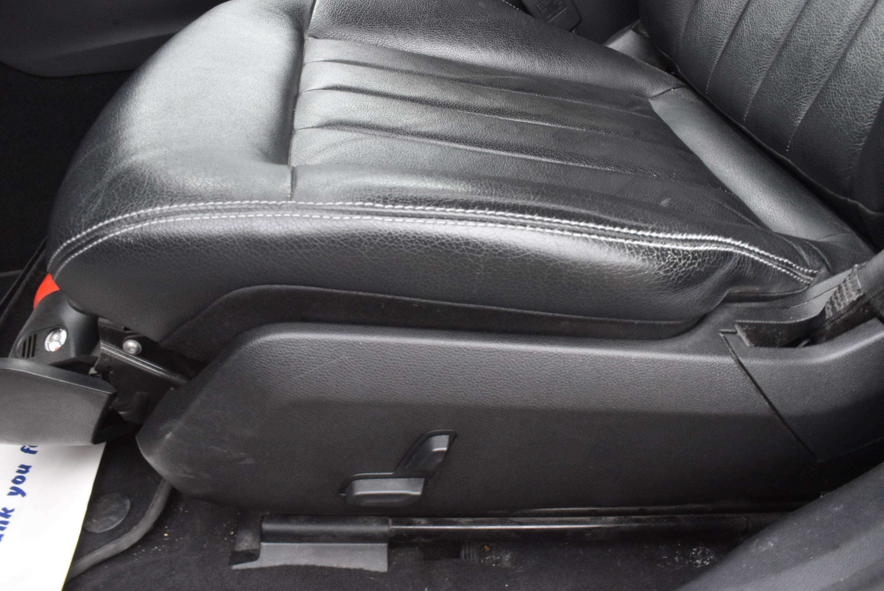 Mercedes-Benz E 220 Autom Avantgarde 81.000KM!!! ***12M GARANTIE***