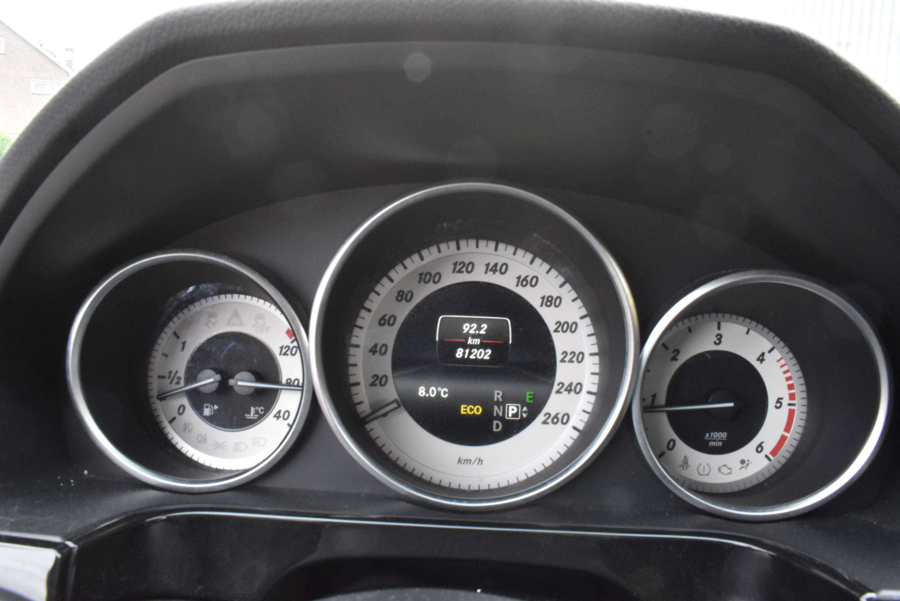 Mercedes-Benz E 220 Autom Avantgarde 81.000KM!!! ***12M GARANTIE***