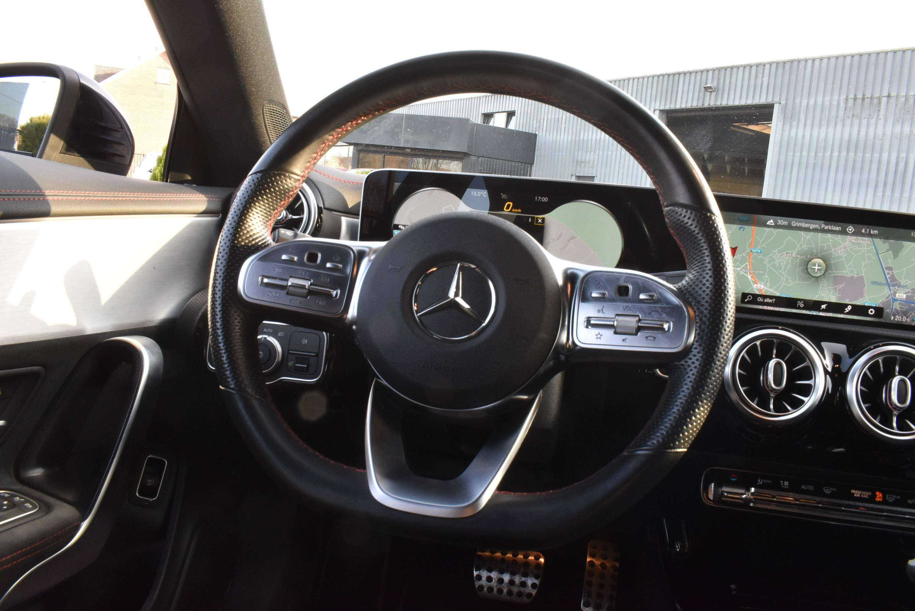 Mercedes-Benz CLA 200 d Pack AMG Cockpit ***12M GARANTIE***