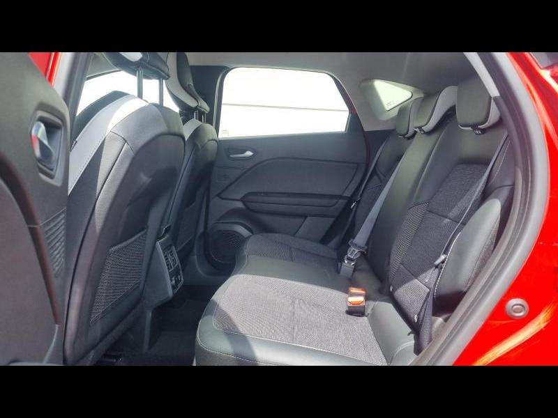 Renault Captur intens plug in hybride