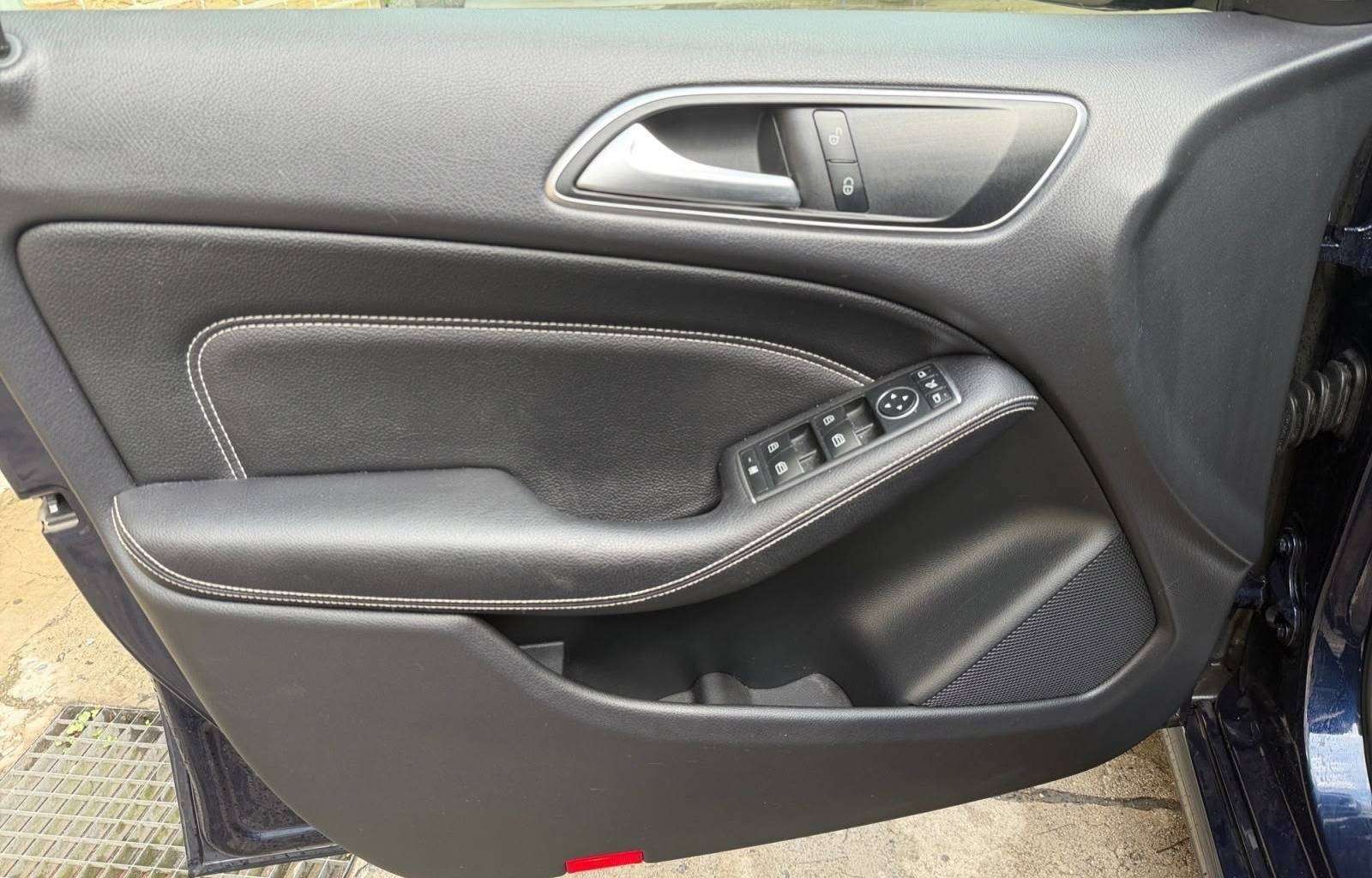Mercedes-Benz B 180 B 180 d / Premier propriétaire / Carnet complet Mercedes / Voiture belge