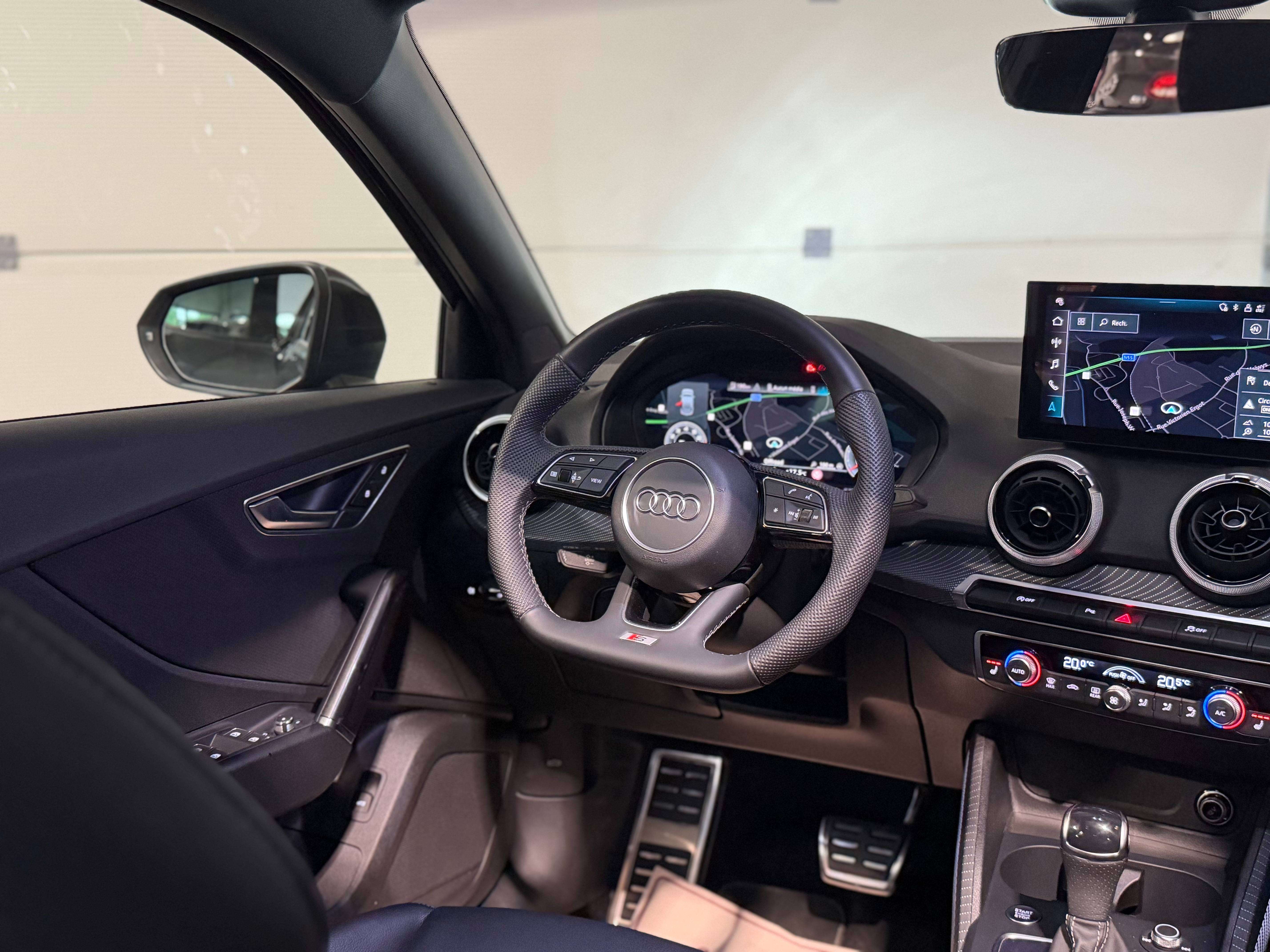 Audi Q2 35TFSI S-LINE, S-TRONIC, Camera, Car-Play, Virtual Cockpit