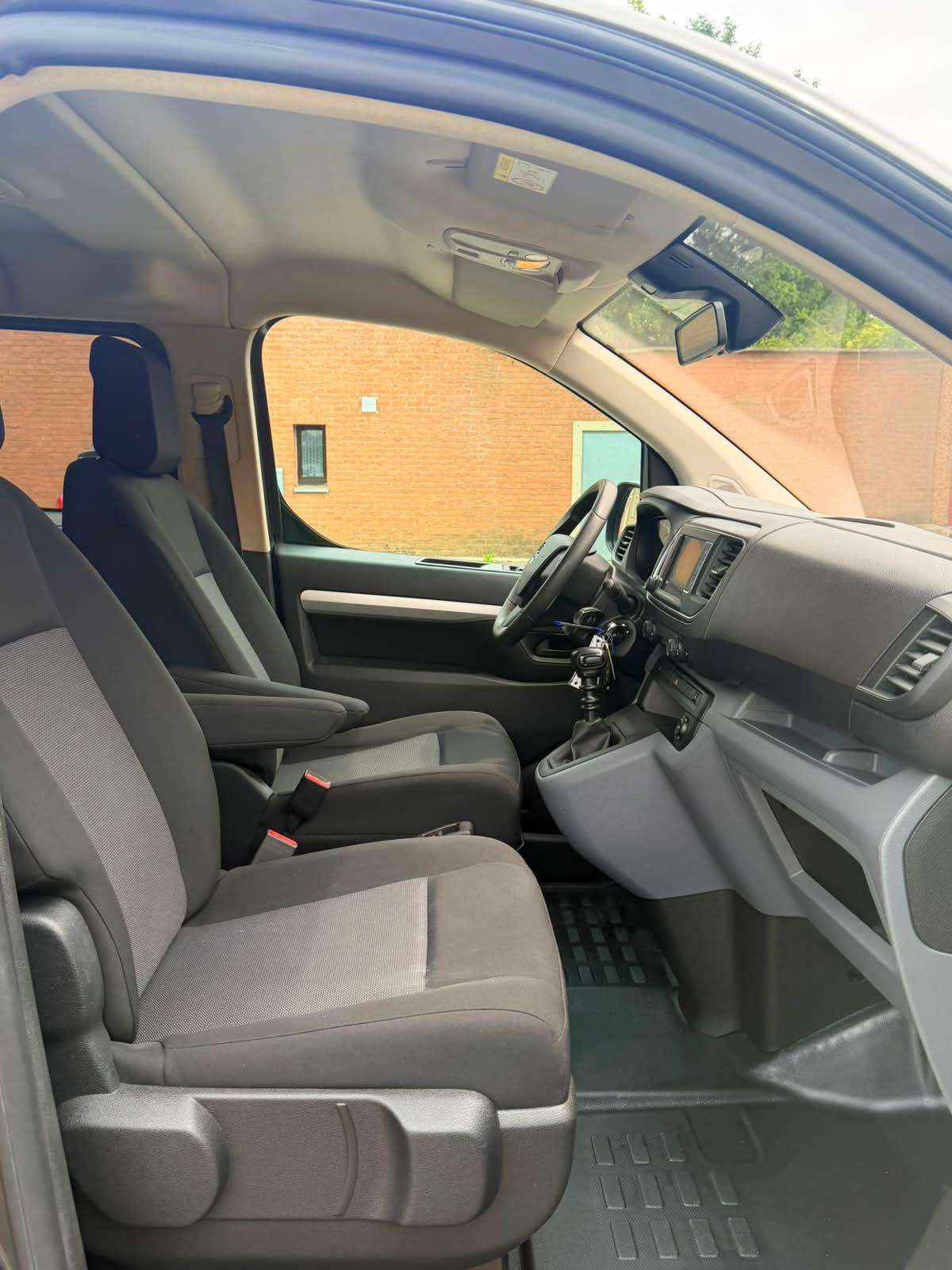 Opel Vivaro 2.0 HDI DOUBLE CABINE 5PLACES LONG TVAC
