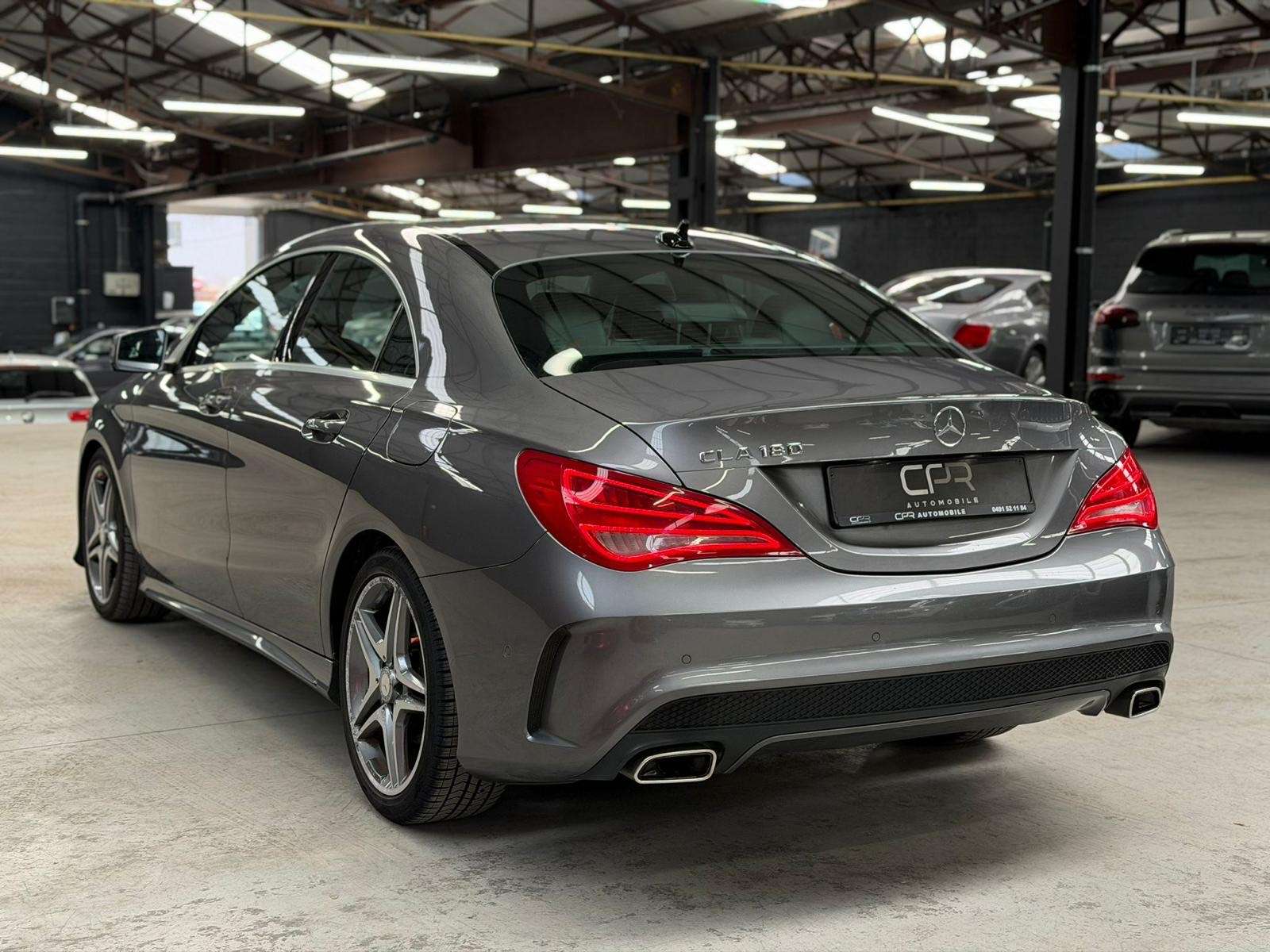 Mercedes-Benz CLA 180 i * 12/2015 * PACK AMG * LED * GPS * SIEGE CH