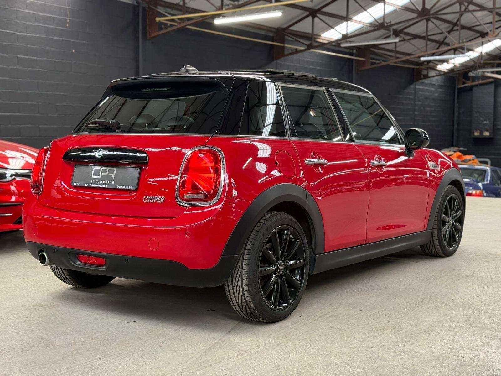 MINI Cooper 1.5i * TOIT PANO * LED * GPS * RADAR * SIEGE CH