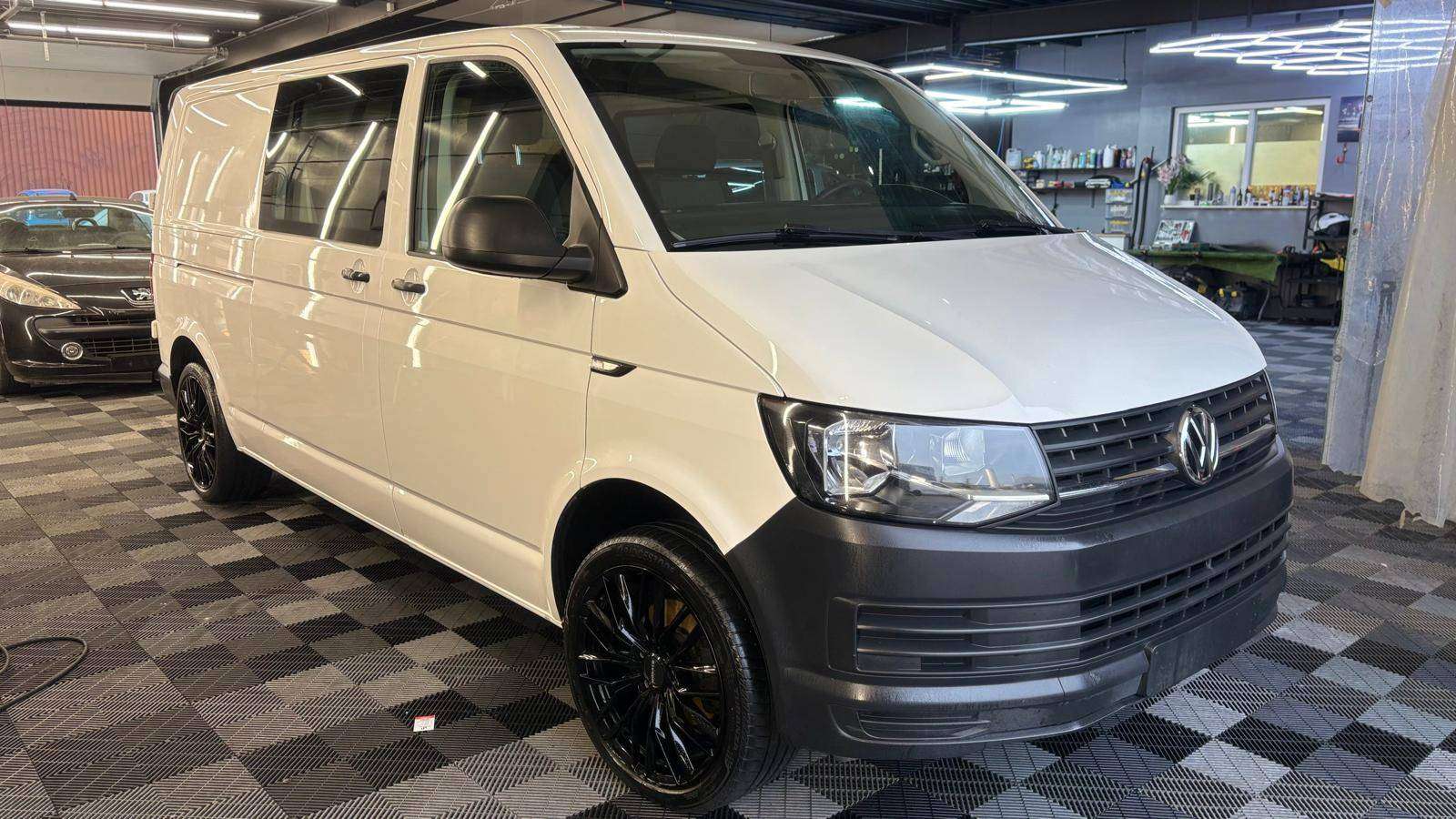 Volkswagen T6 Transporter 2.0 TDi Dubbel cabine 5-zitplaatsen Euro 6 diesel
