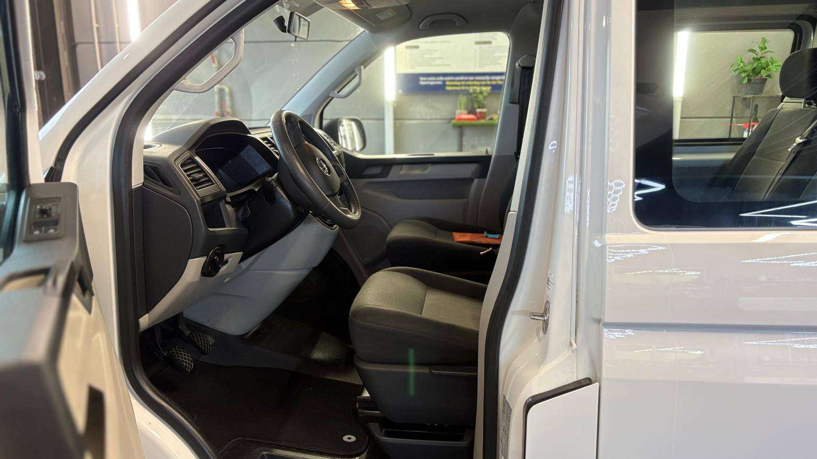 Volkswagen T6 Transporter 2.0 TDi Dubbel cabine 5-zitplaatsen Euro 6 diesel
