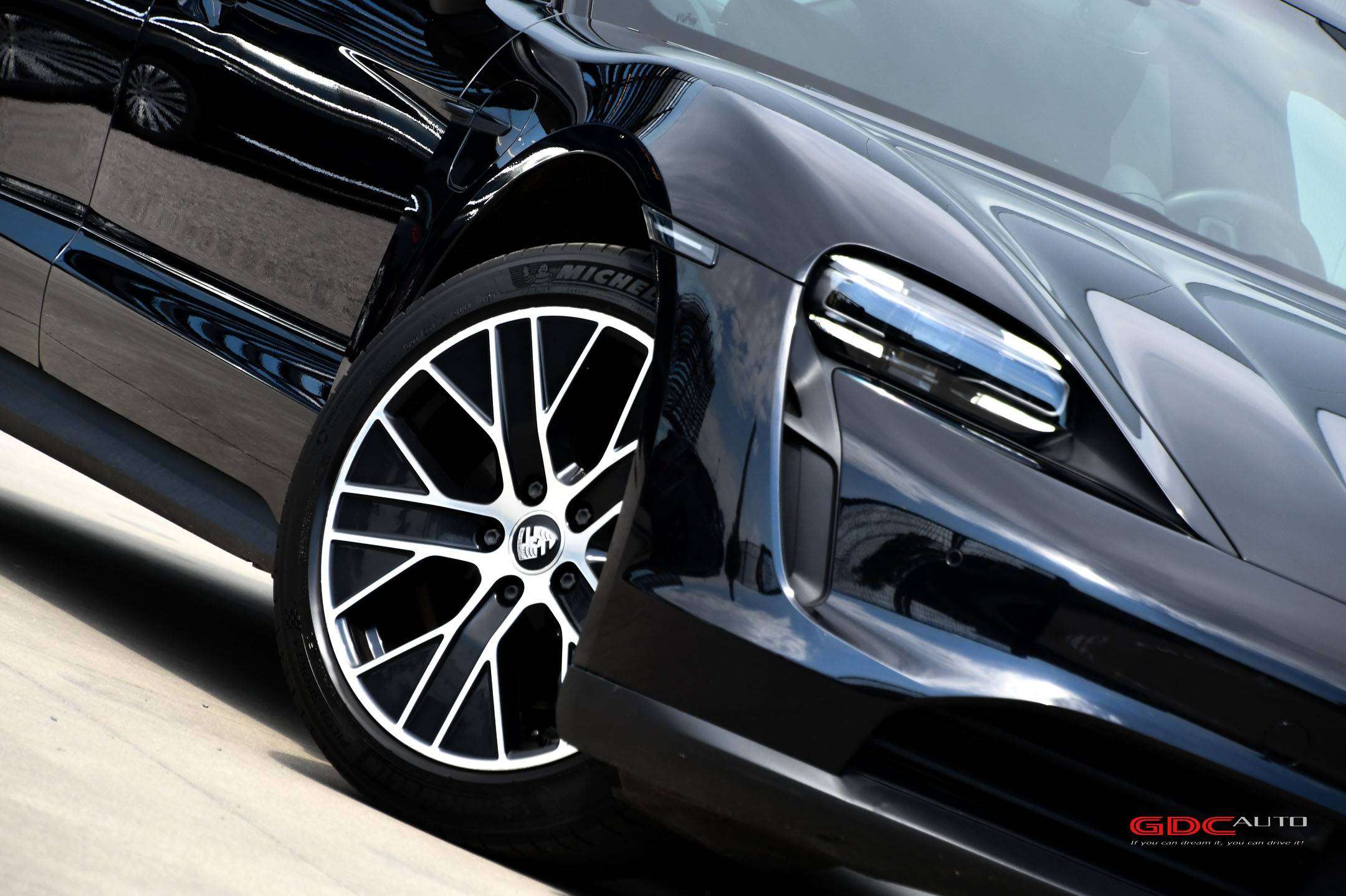 Porsche Taycan Luchtvering l Pano l Sport Chrono Plus l Adaptive Cruise Control l