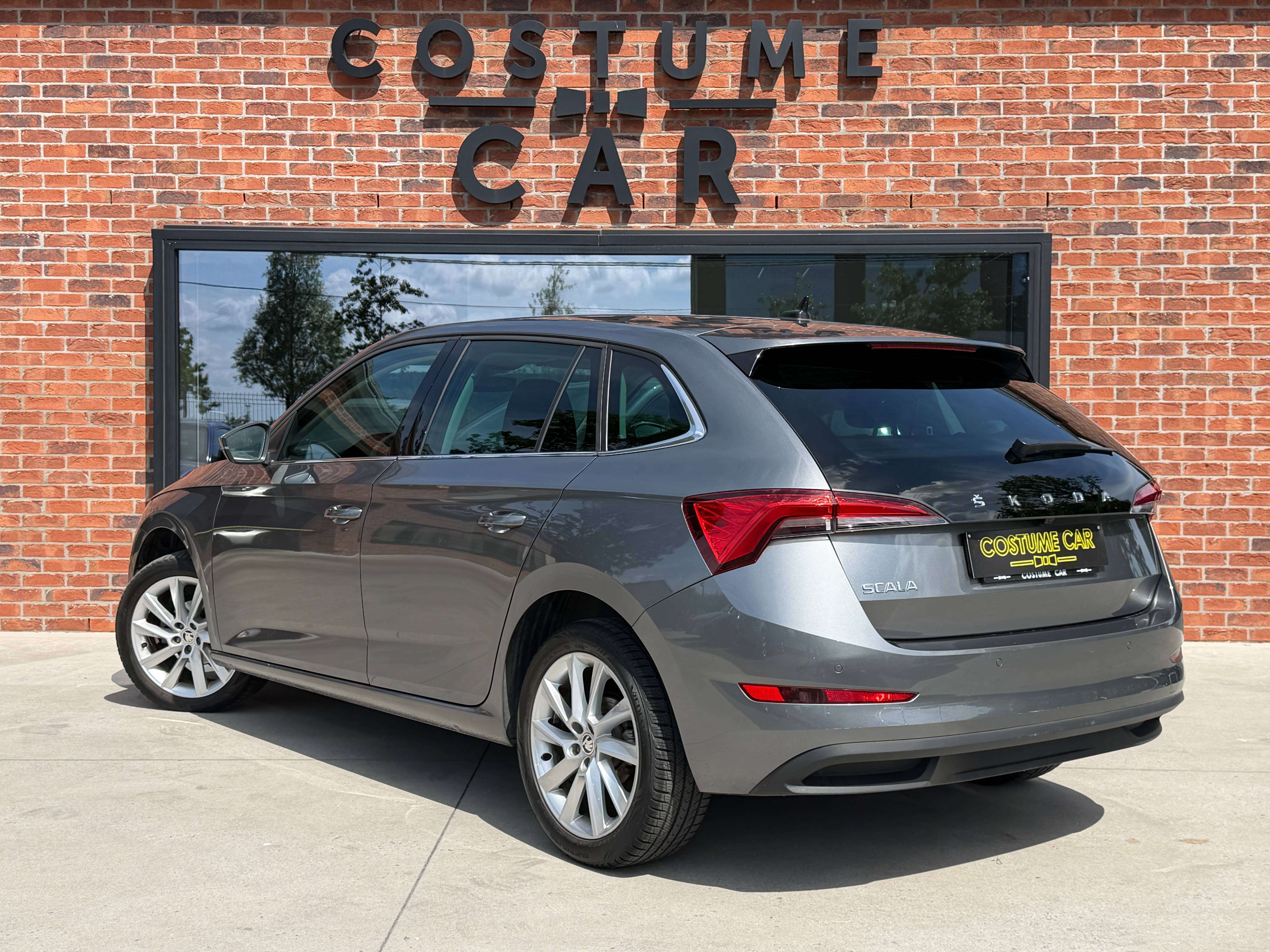 Skoda Scala Caméra - Sg chauffants - CarPlay - GPS