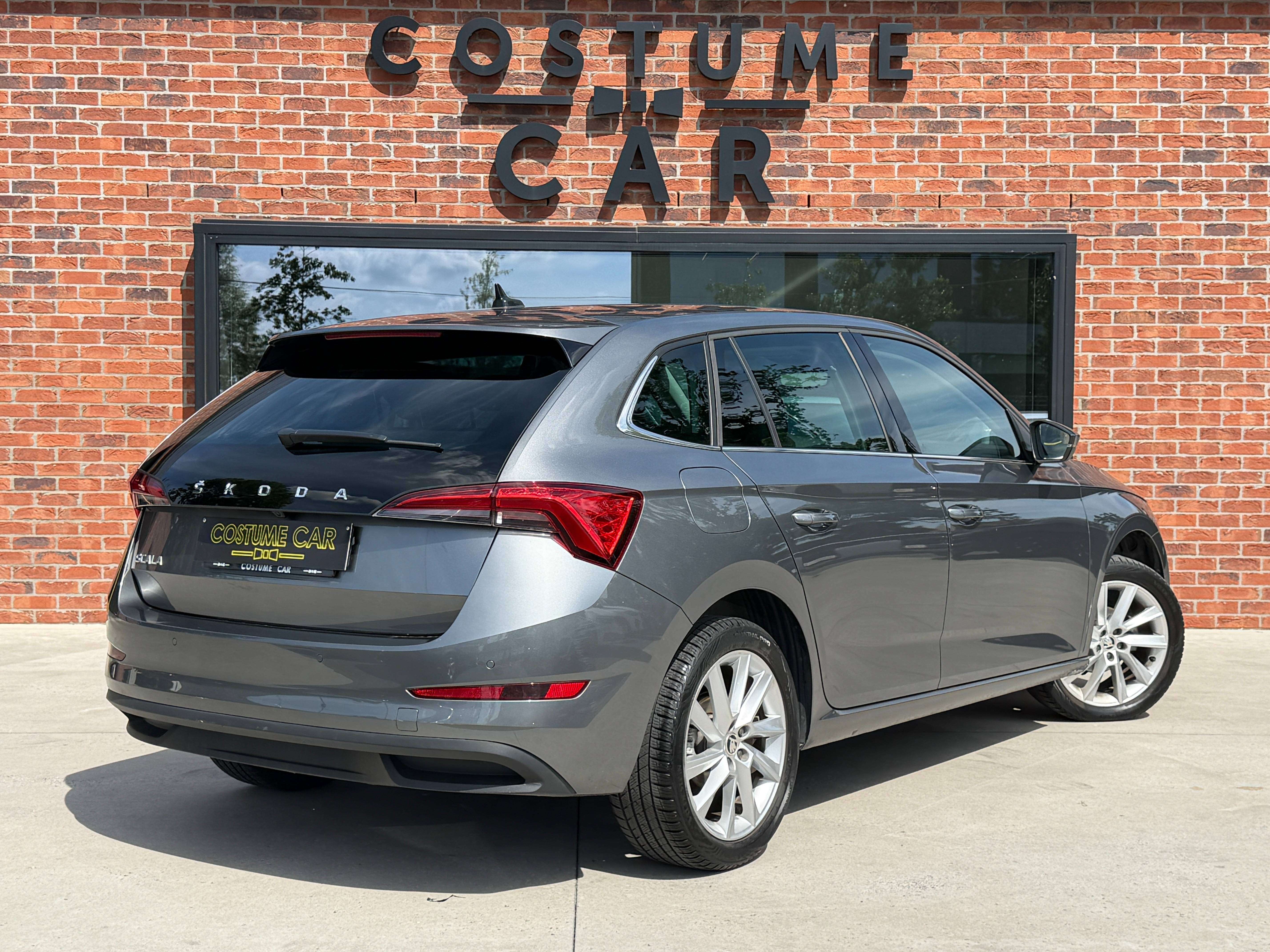Skoda Scala Caméra - Sg chauffants - CarPlay - GPS