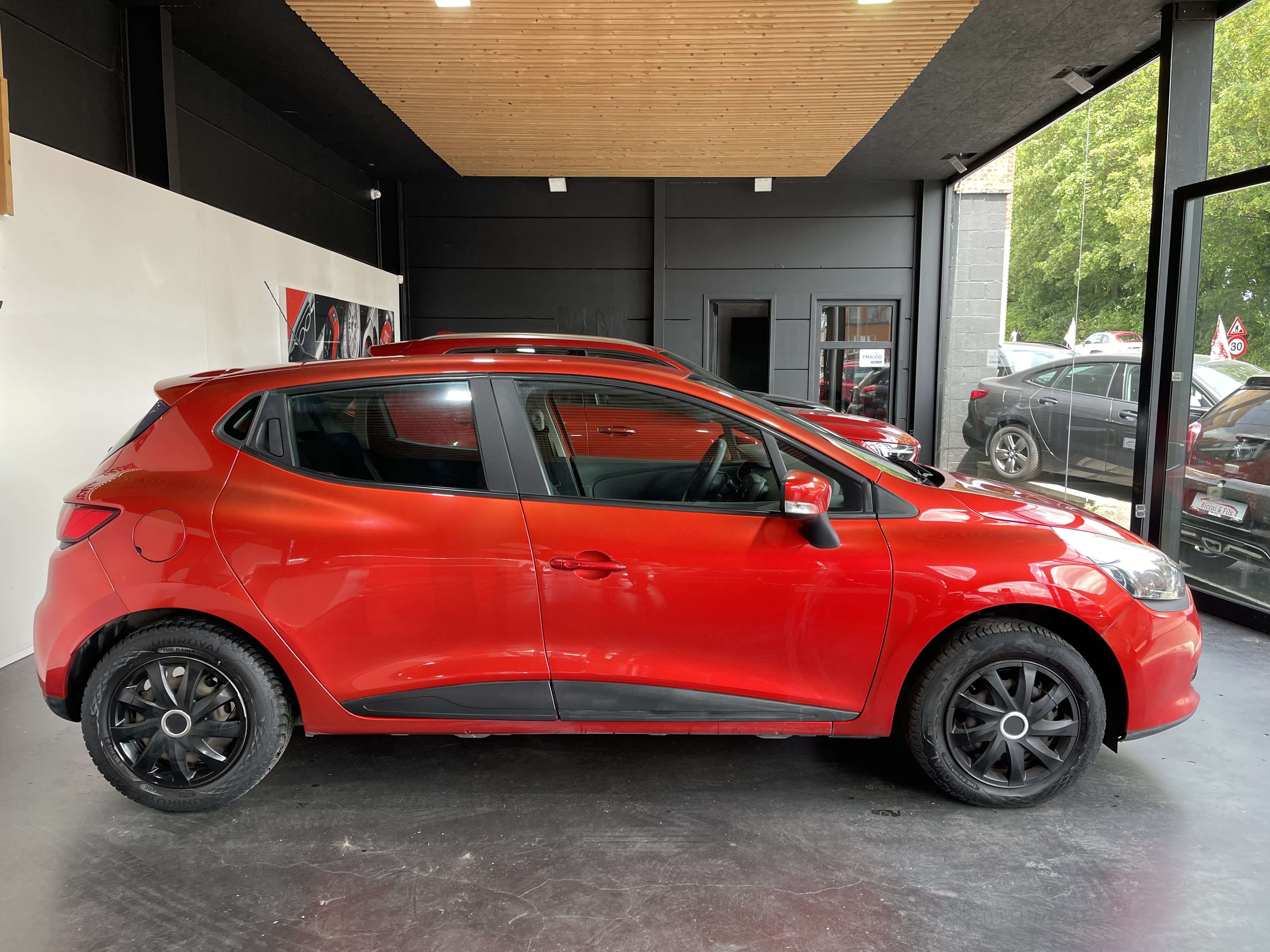 Renault Clio Clio 1.2i  // 1er proprio //